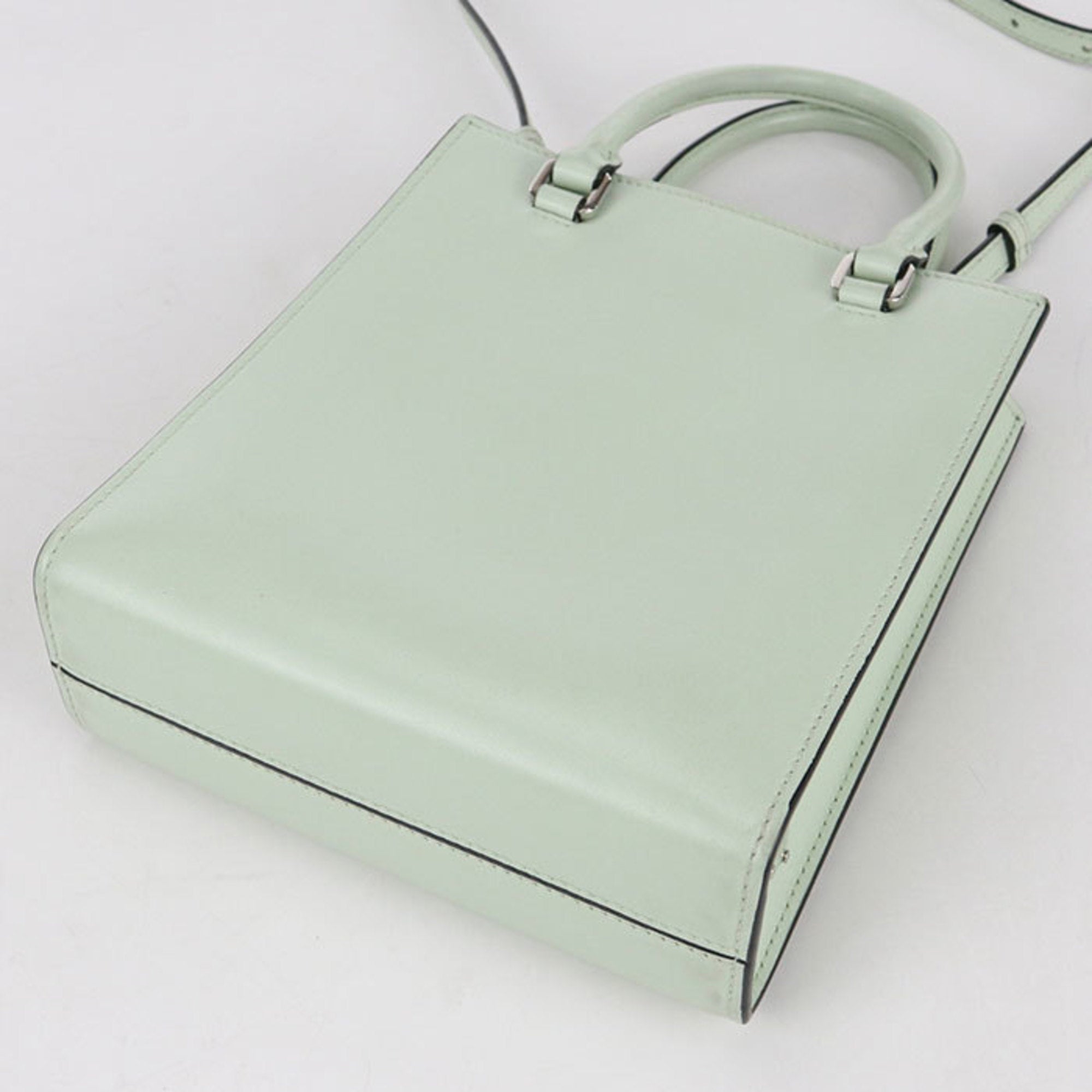 Prada Green Leather Handbag (Pre-Owned)