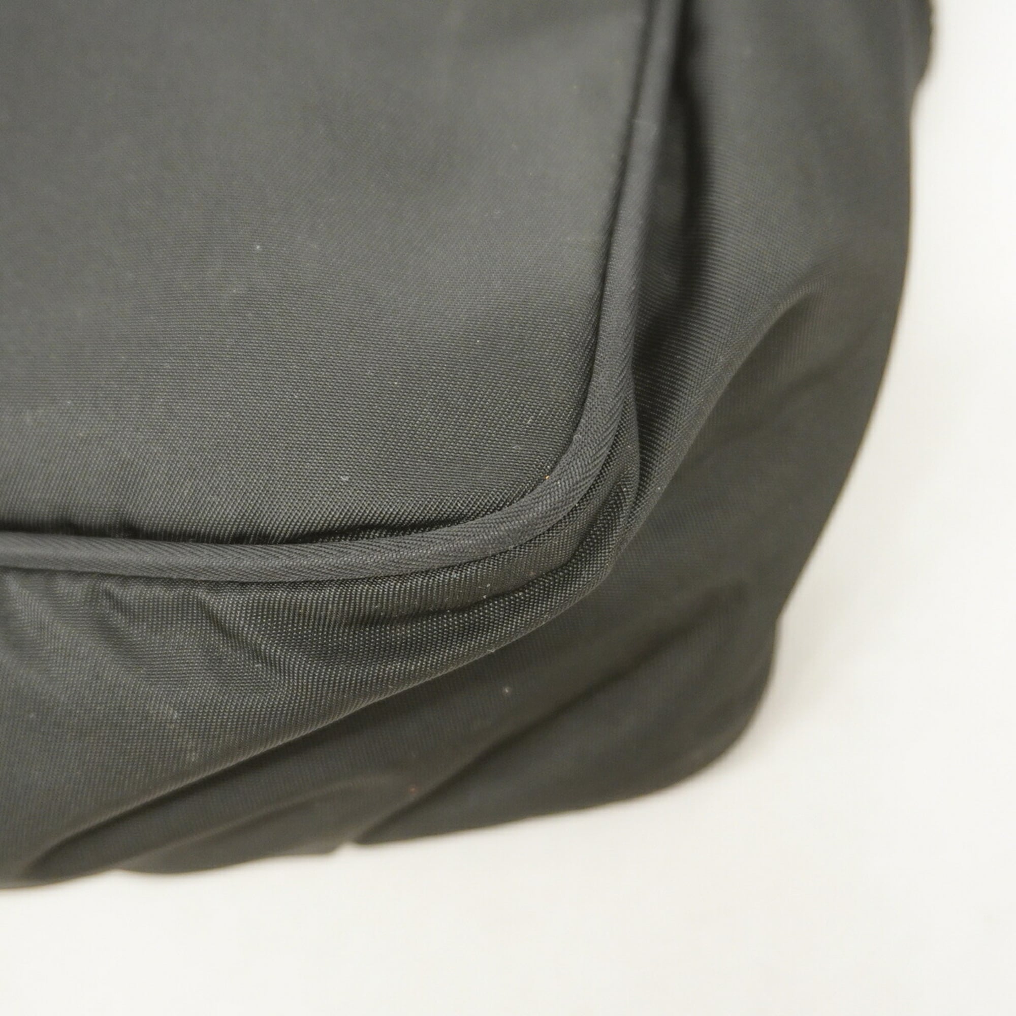 Prada Black Nylon Shoulder Bag (Pre-Owned)
