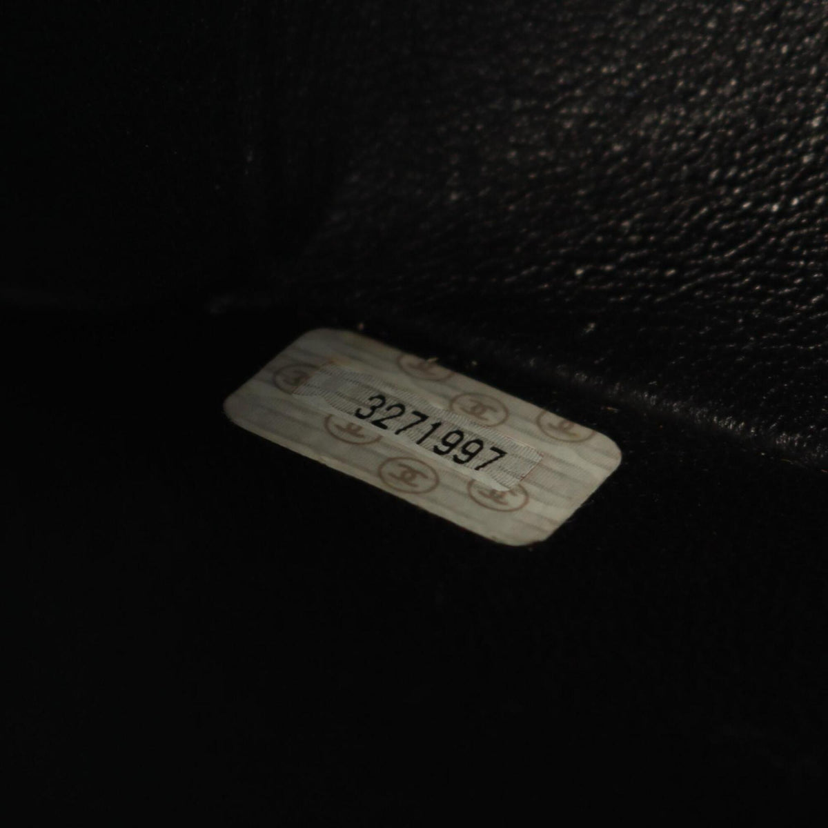 Chanel Black Grained Calfskin Handbag Shoulder Bag (Pre-Owned)