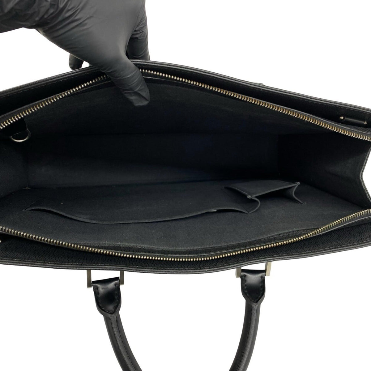 Louis Vuitton Black Leather Briefcase (Pre-Owned)
