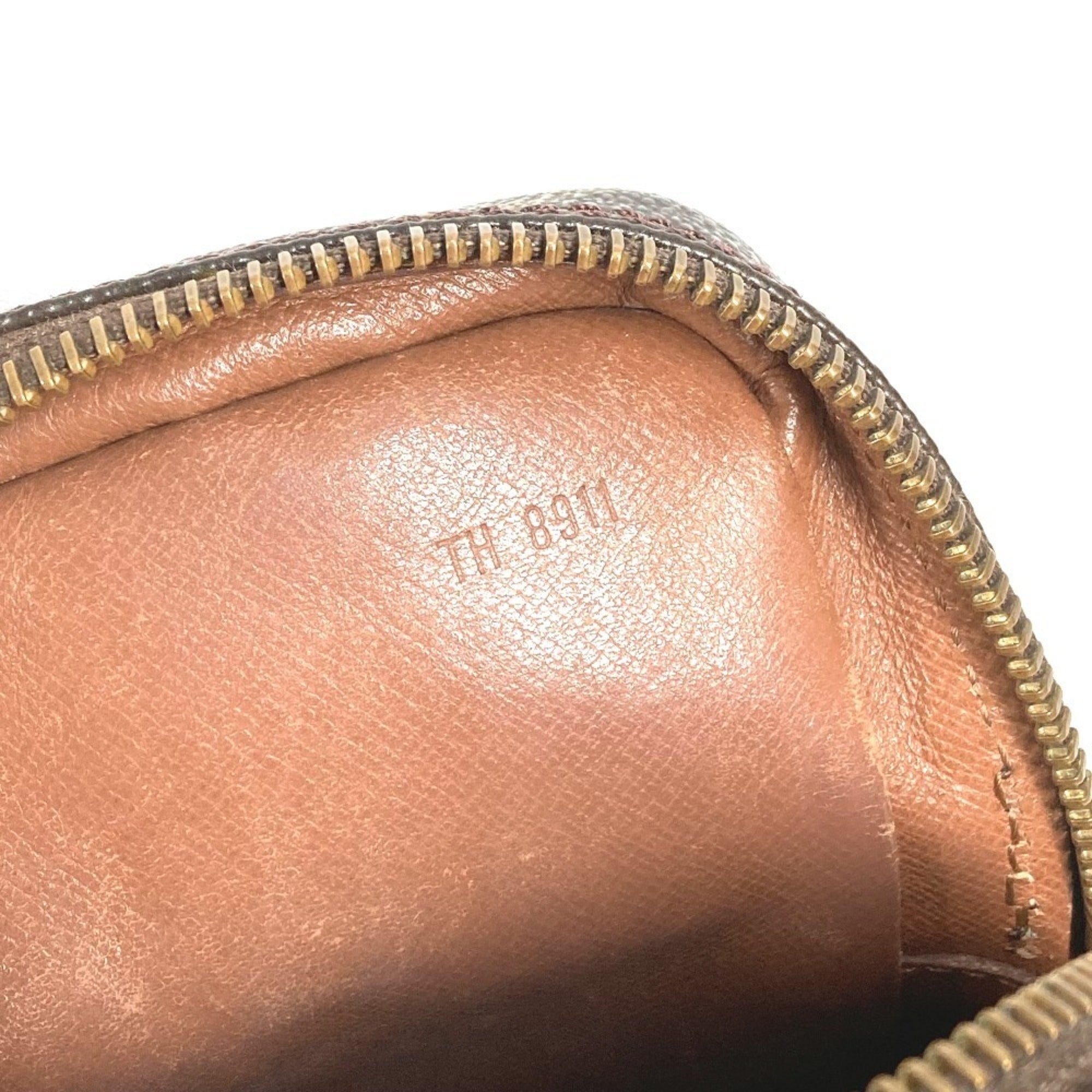Louis Vuitton Brown Monogram Monogram Pochette Shoulder Bag (Pre-Owned)