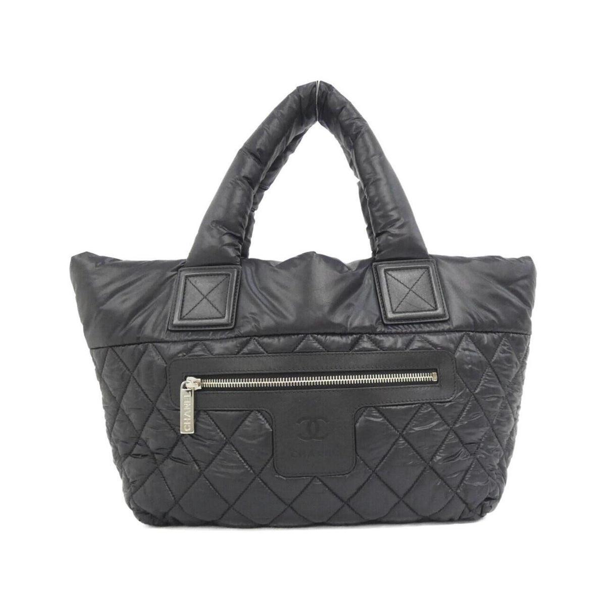 Chanel Black Nylon Handbag (Pre-Owned)