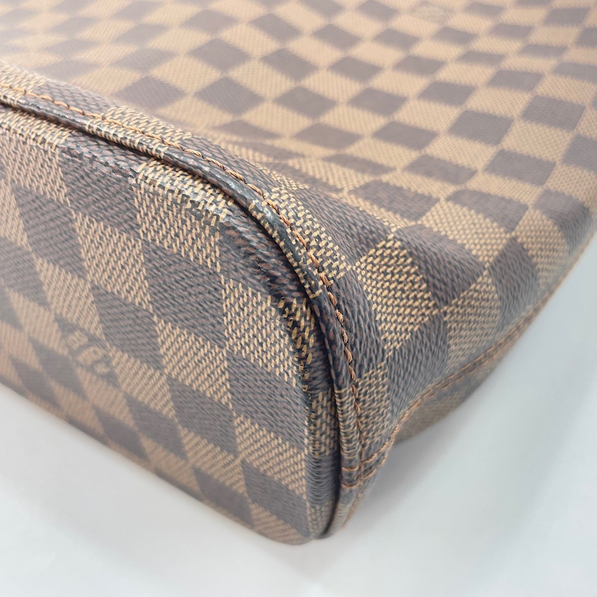 Louis Vuitton Brown Tote Bag (Pre-Owned)