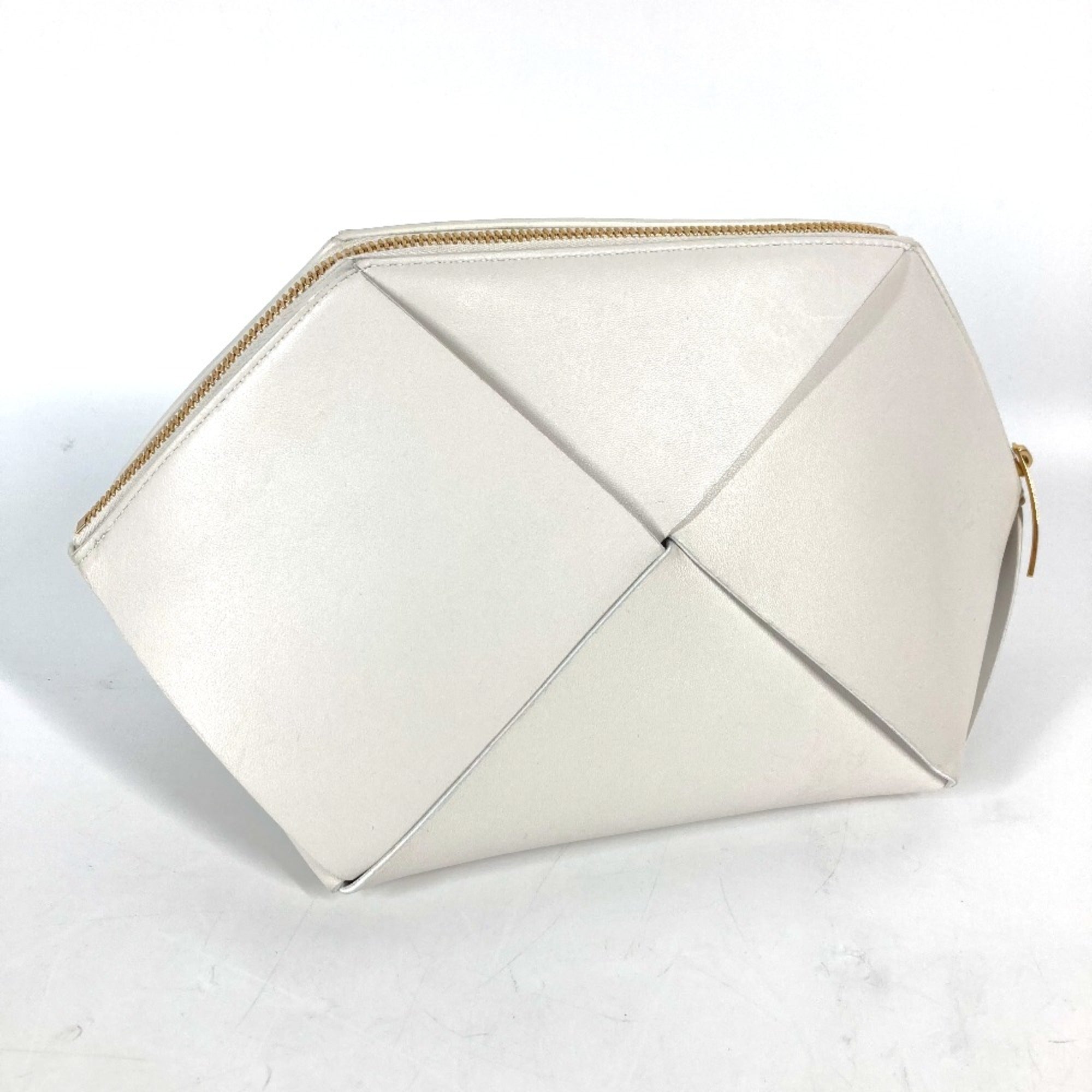 Bottega Veneta White Leather Pouch (Pre-Owned)
