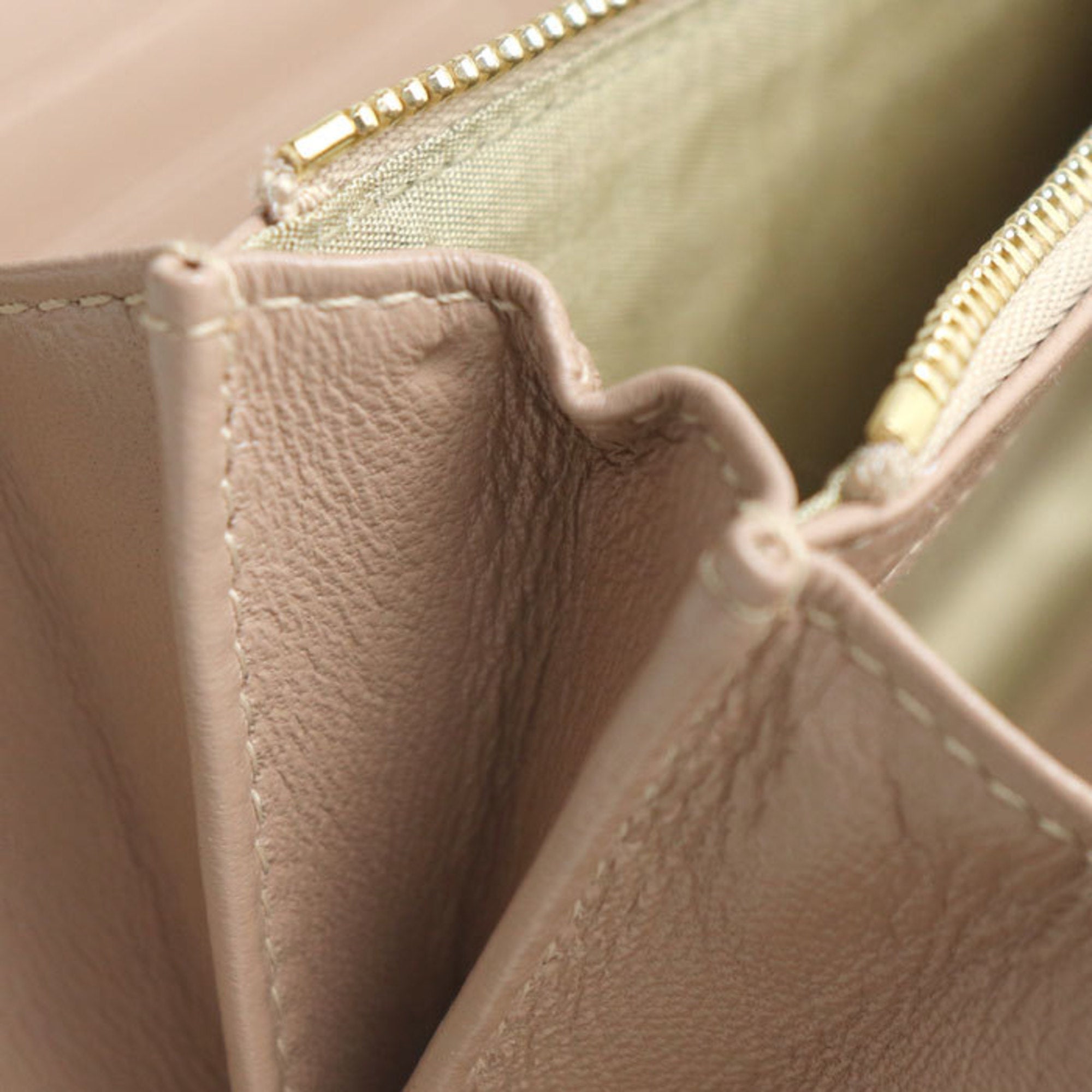 Jimmy Choo Pink Beige Leather Long Wallet (Bi-Fold) (Pre-Owned)