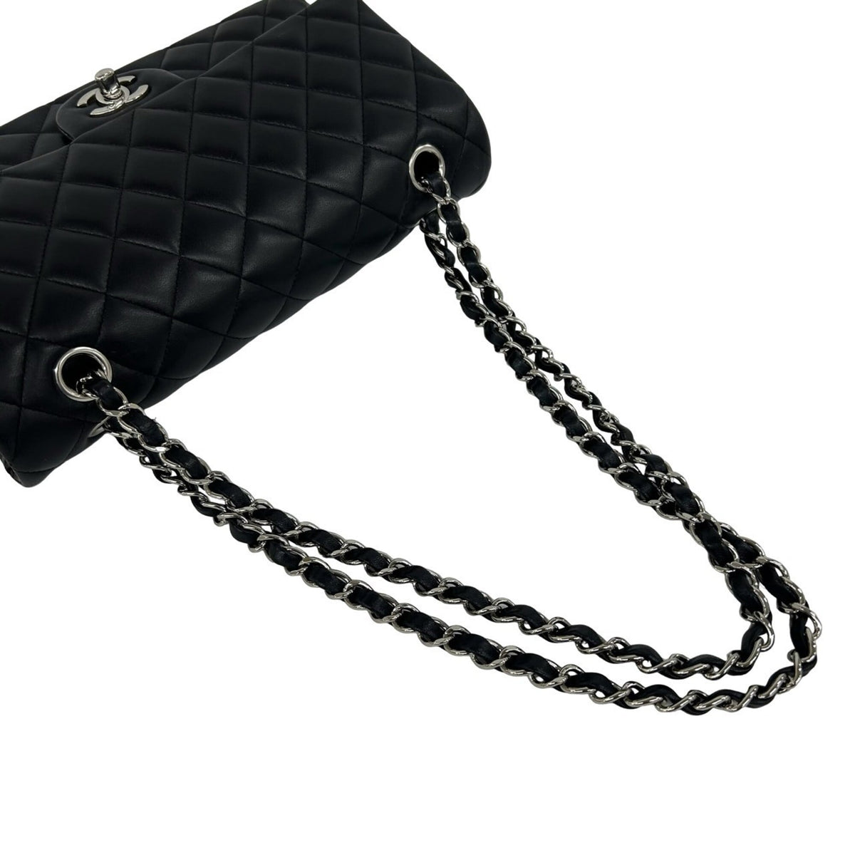 Chanel Black Leather Shoulder Bag (Pre-Owned)