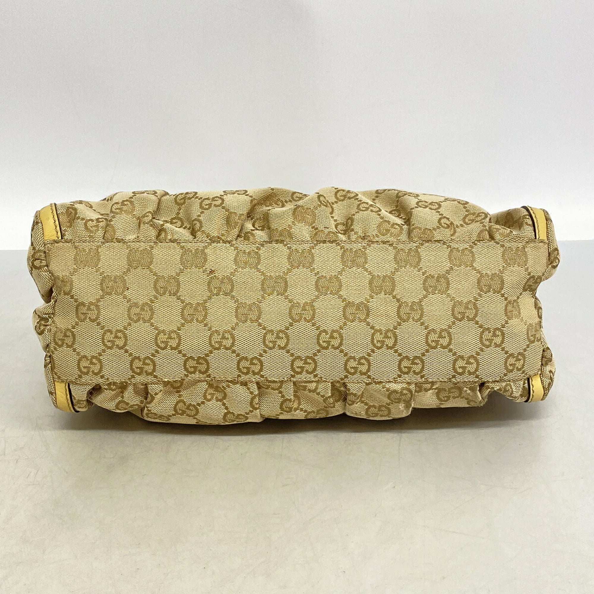Gucci Beige Canvas Handbag (Pre-Owned)