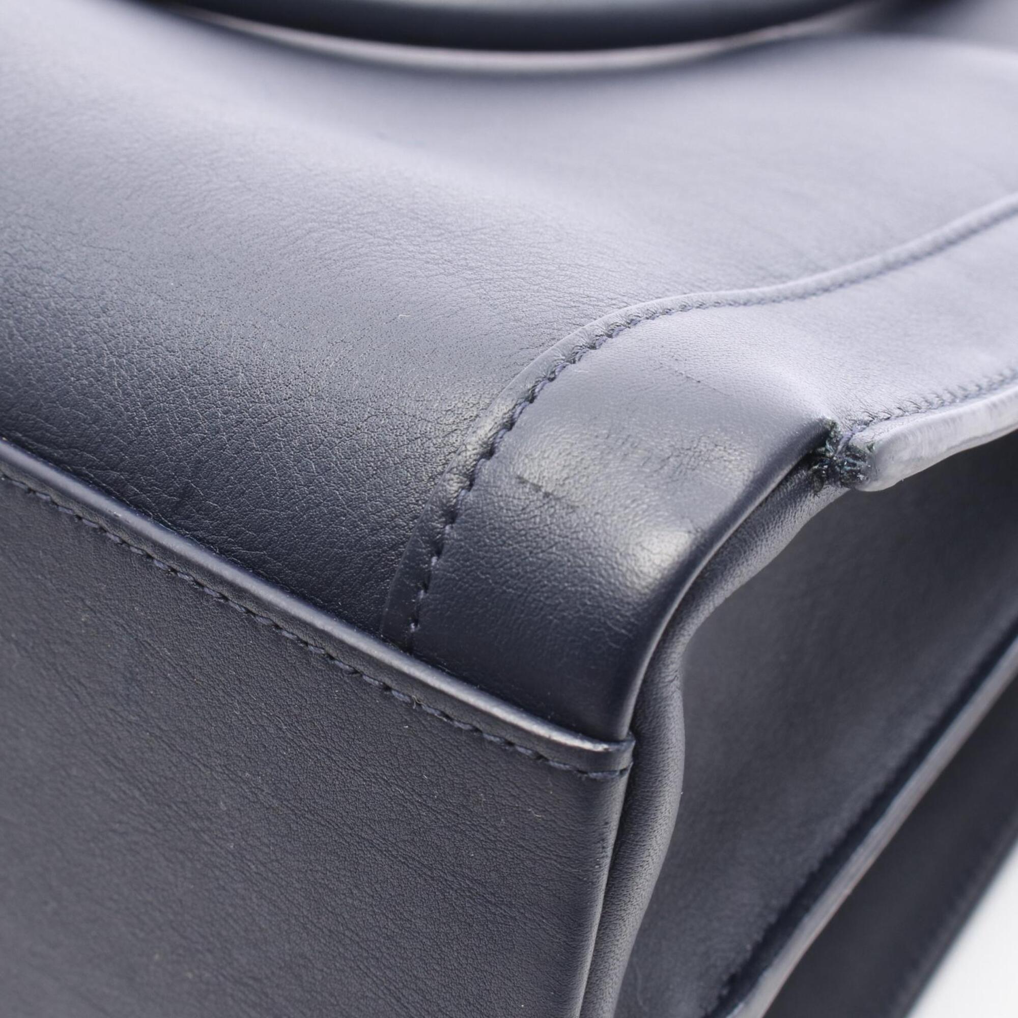 Yves Saint Laurent Navy Leather Handbag (Pre-Owned)