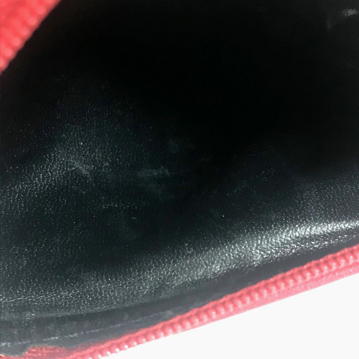 Christian Dior Red Leather Shoulder Bag (Pre-Owned)