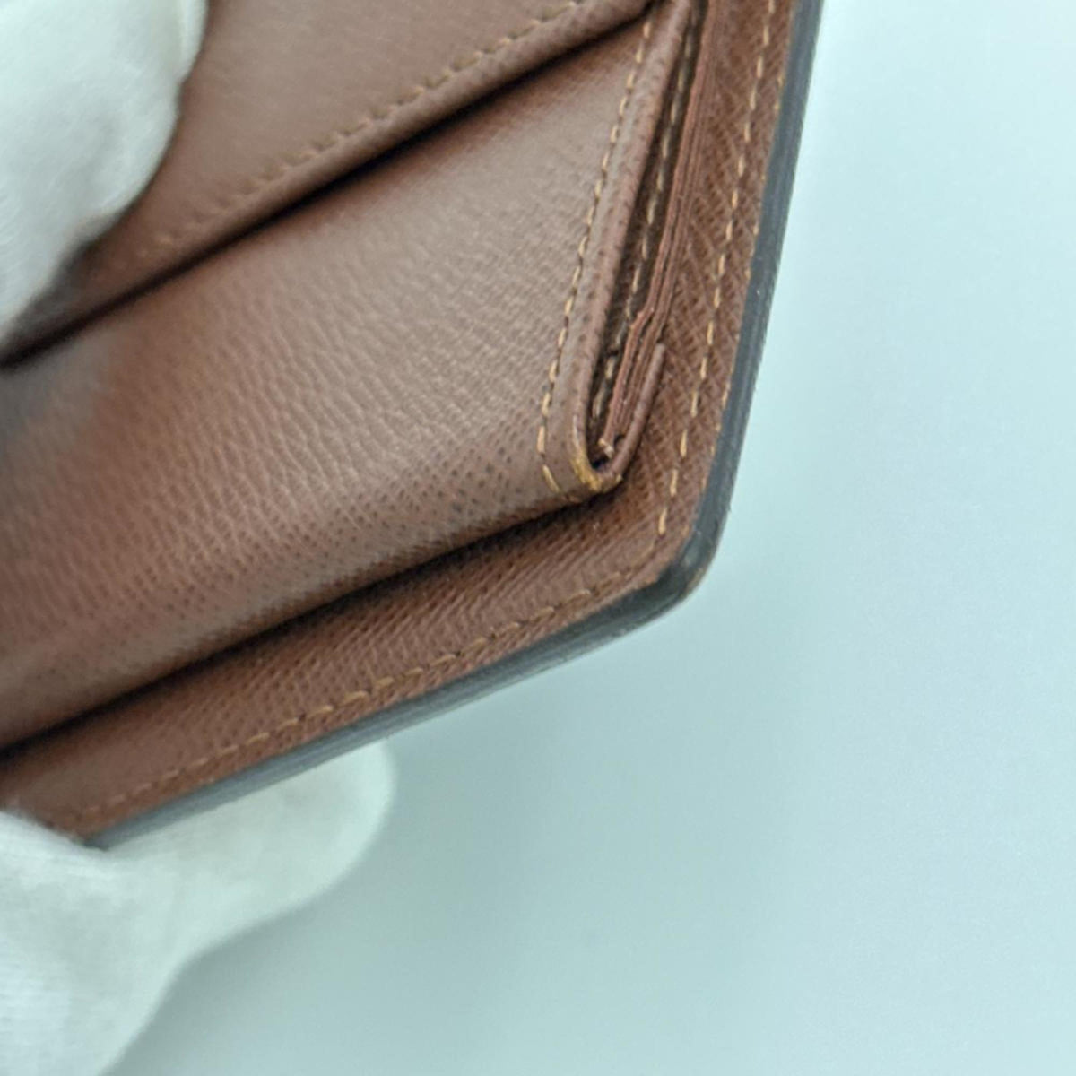 Louis Vuitton Brown Monogram Monogram Wallet (Bi-Fold) (Pre-Owned)