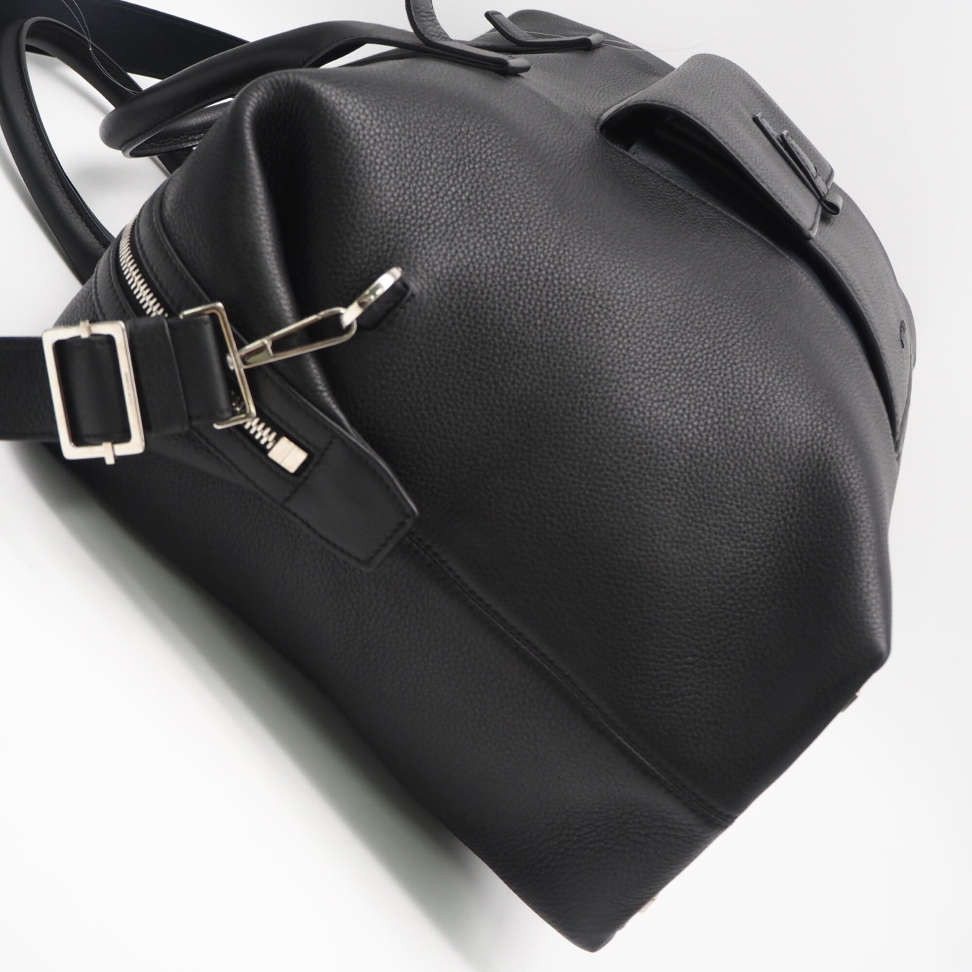 Dior Homme Black Navy Leather Boston Bag (Pre-Owned)