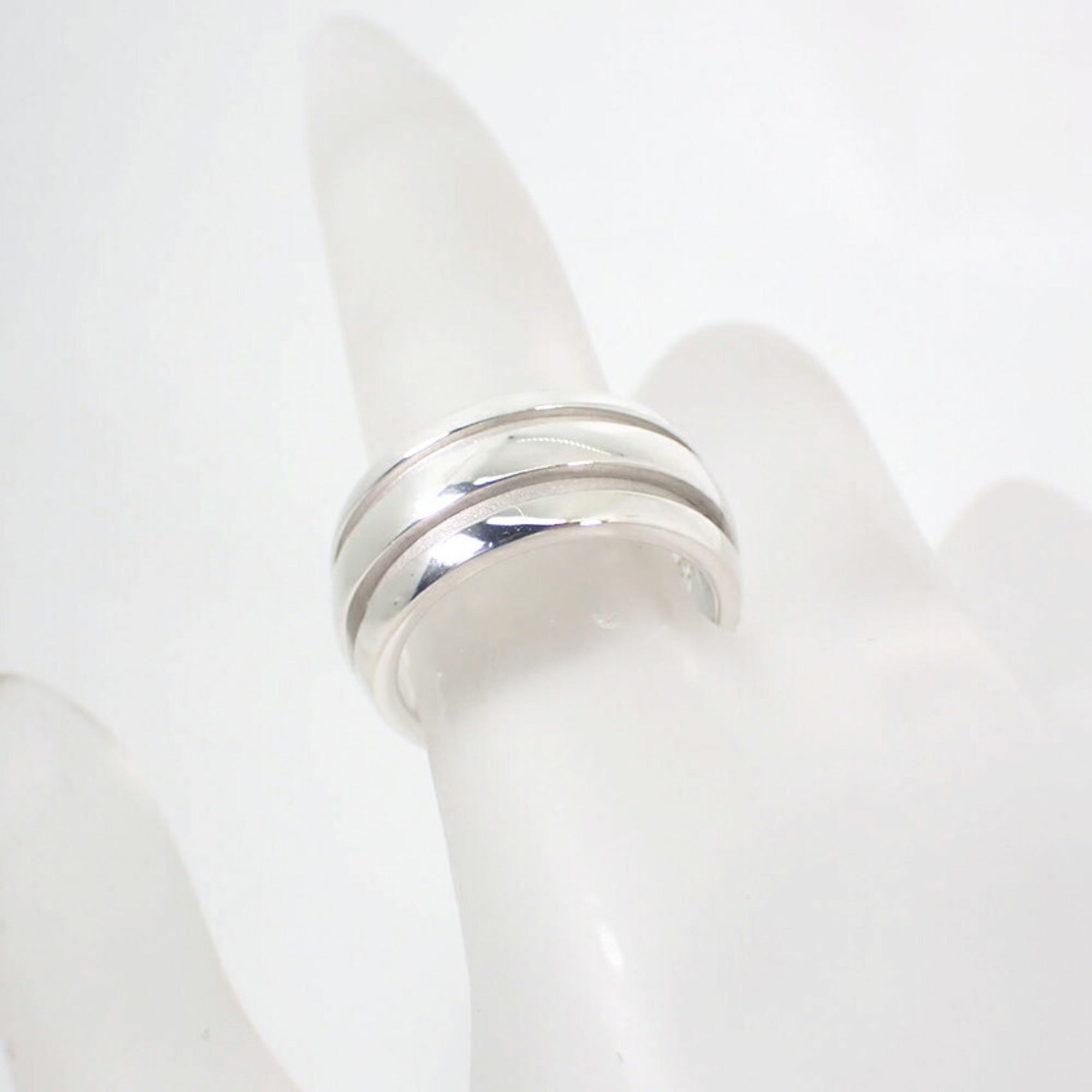 Tiffany Silver Sterling Silver 925 Band Ring (Pre-Owned)