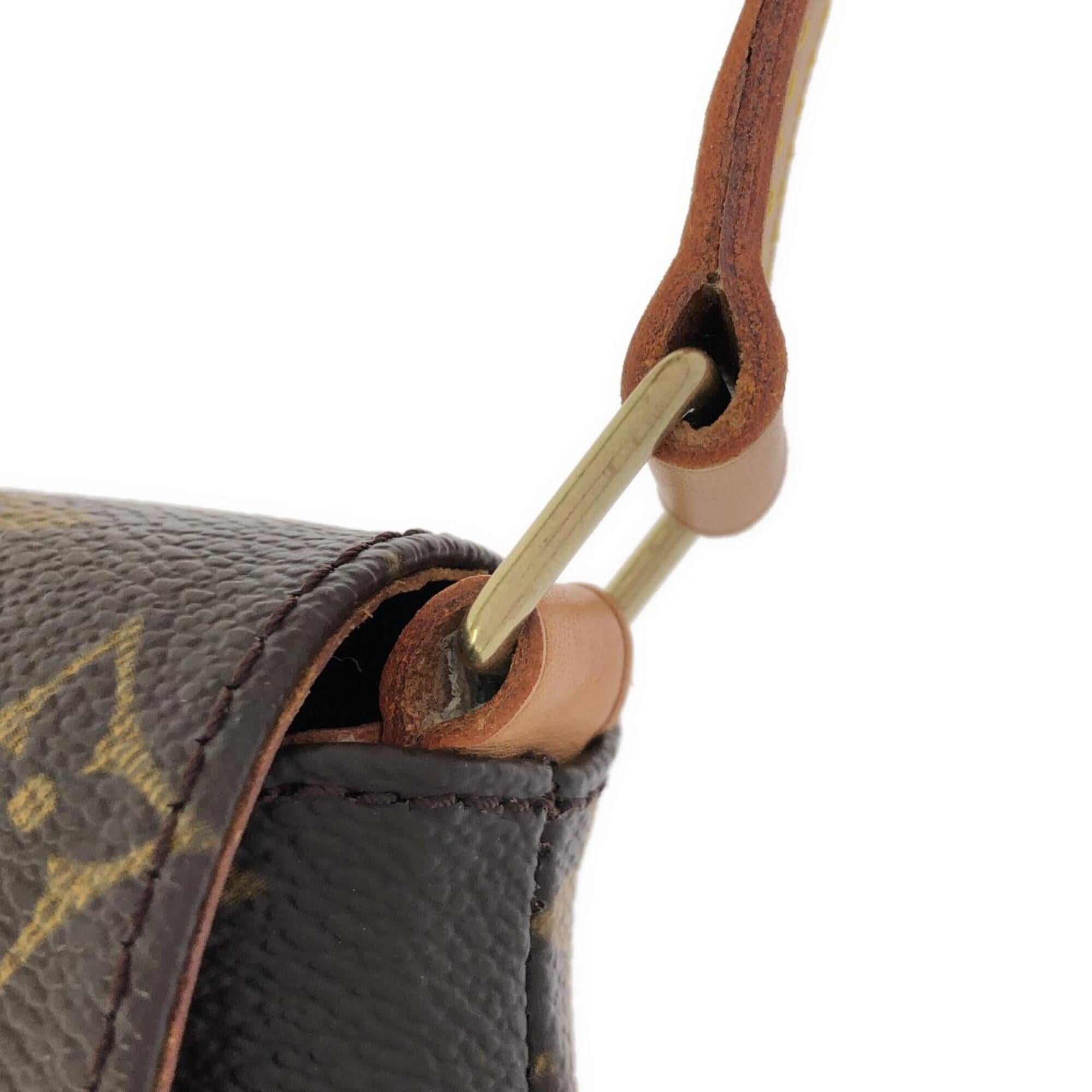 Louis Vuitton Marron Coated Canvas Shoulder Bag (Pre-Owned)