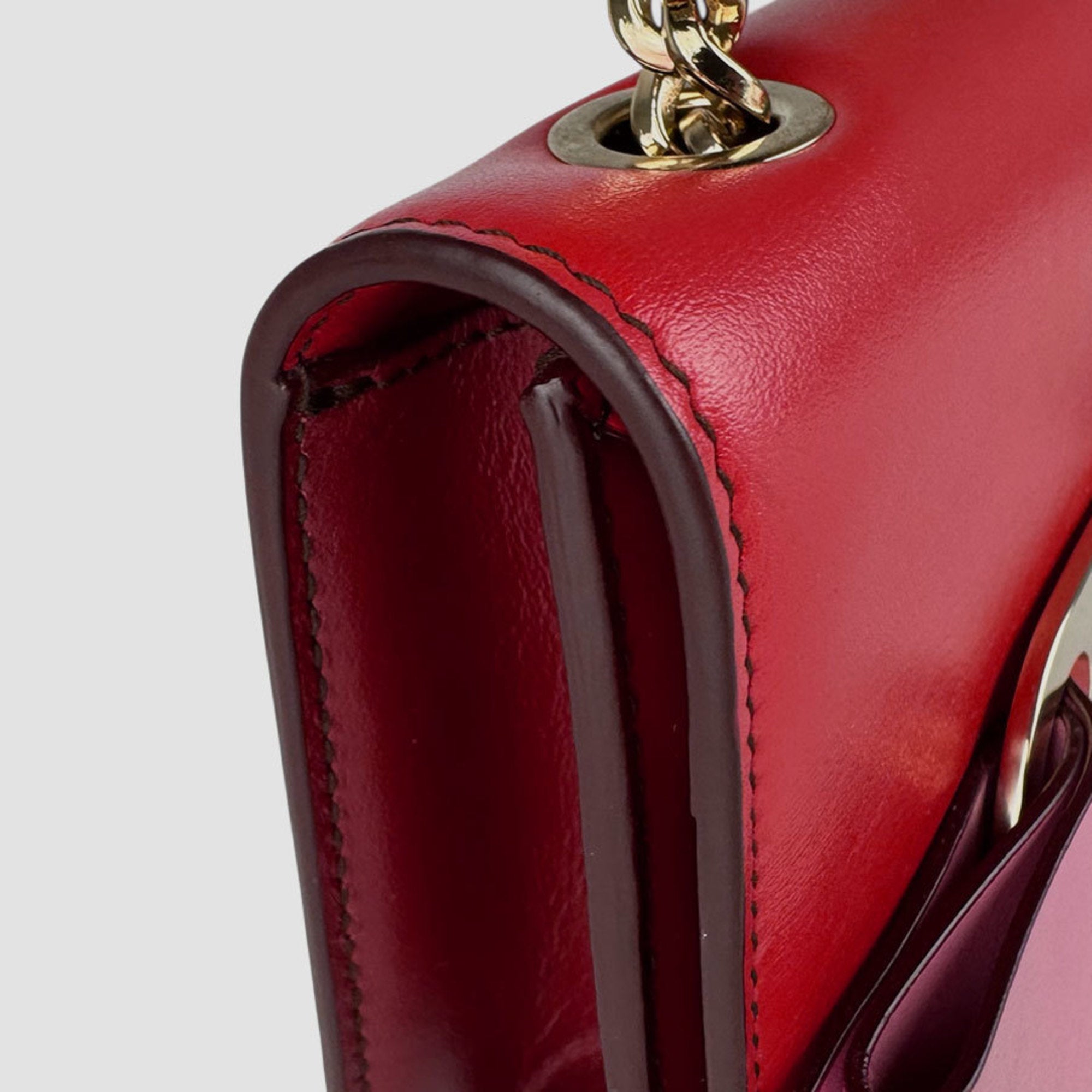 Salvatore Ferragamo Pink Red Color Leather Shoulder Bag (Pre-Owned)