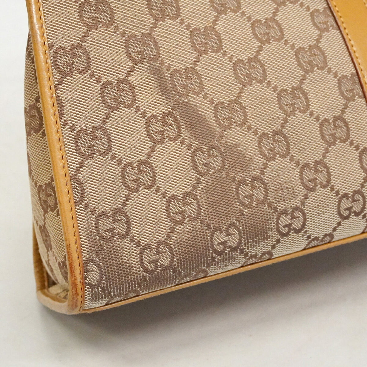 Gucci Brown Canvas Handbag (Pre-Owned)
