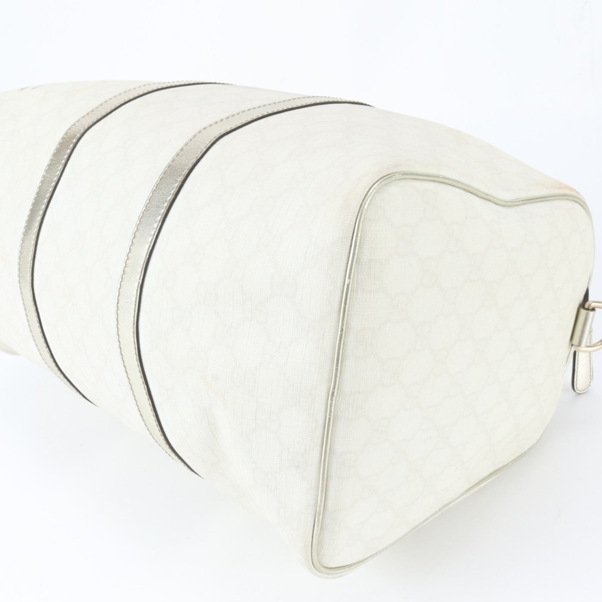 Gucci Gold White Gg Supreme Handbag (Pre-Owned)