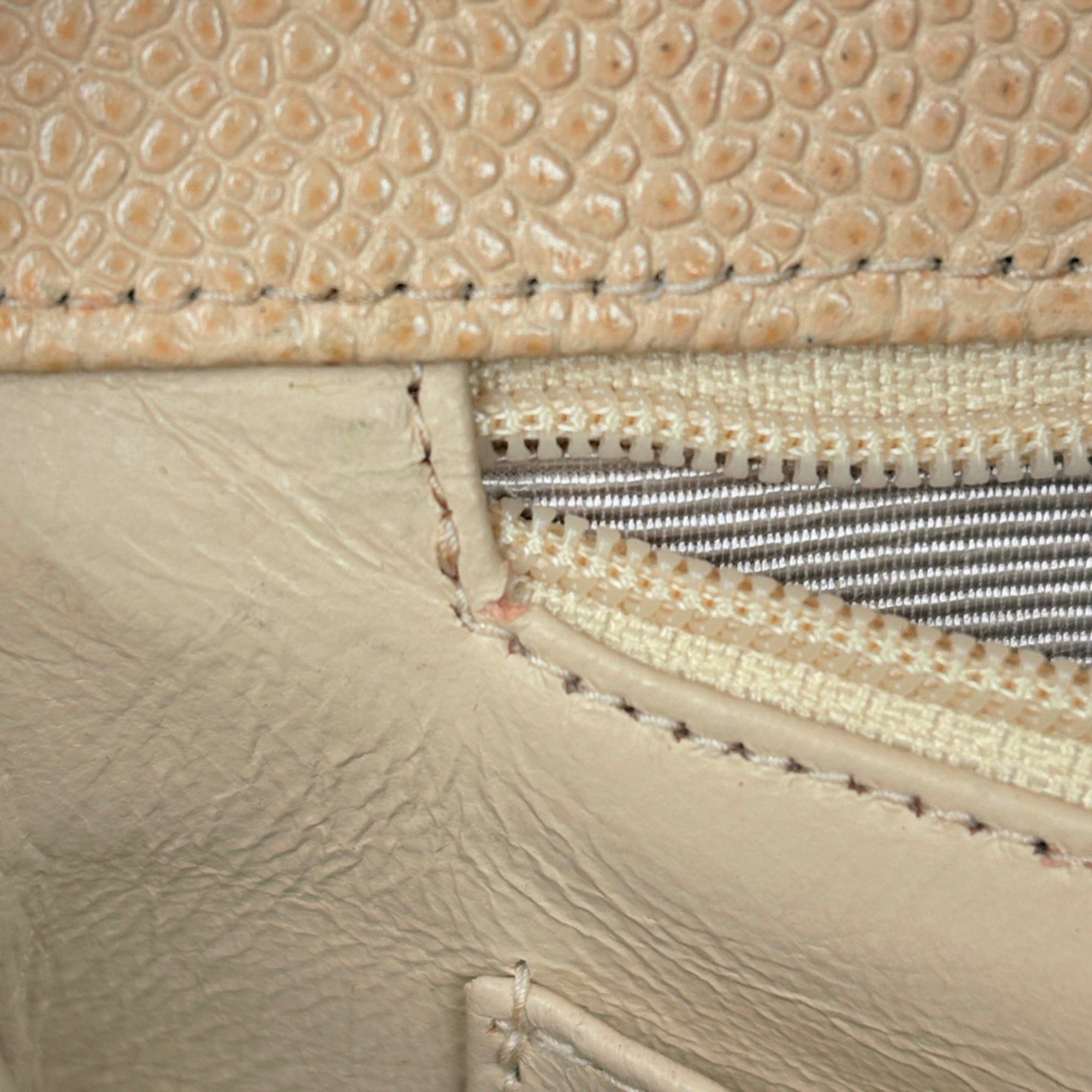 Chanel Beige Grained Calfskin Shoulder Bag (Pre-Owned)