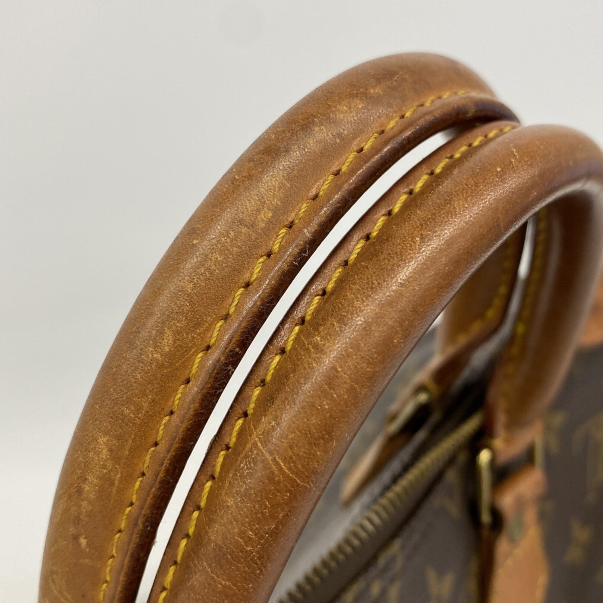 Louis Vuitton Brown Handbag (Pre-Owned)