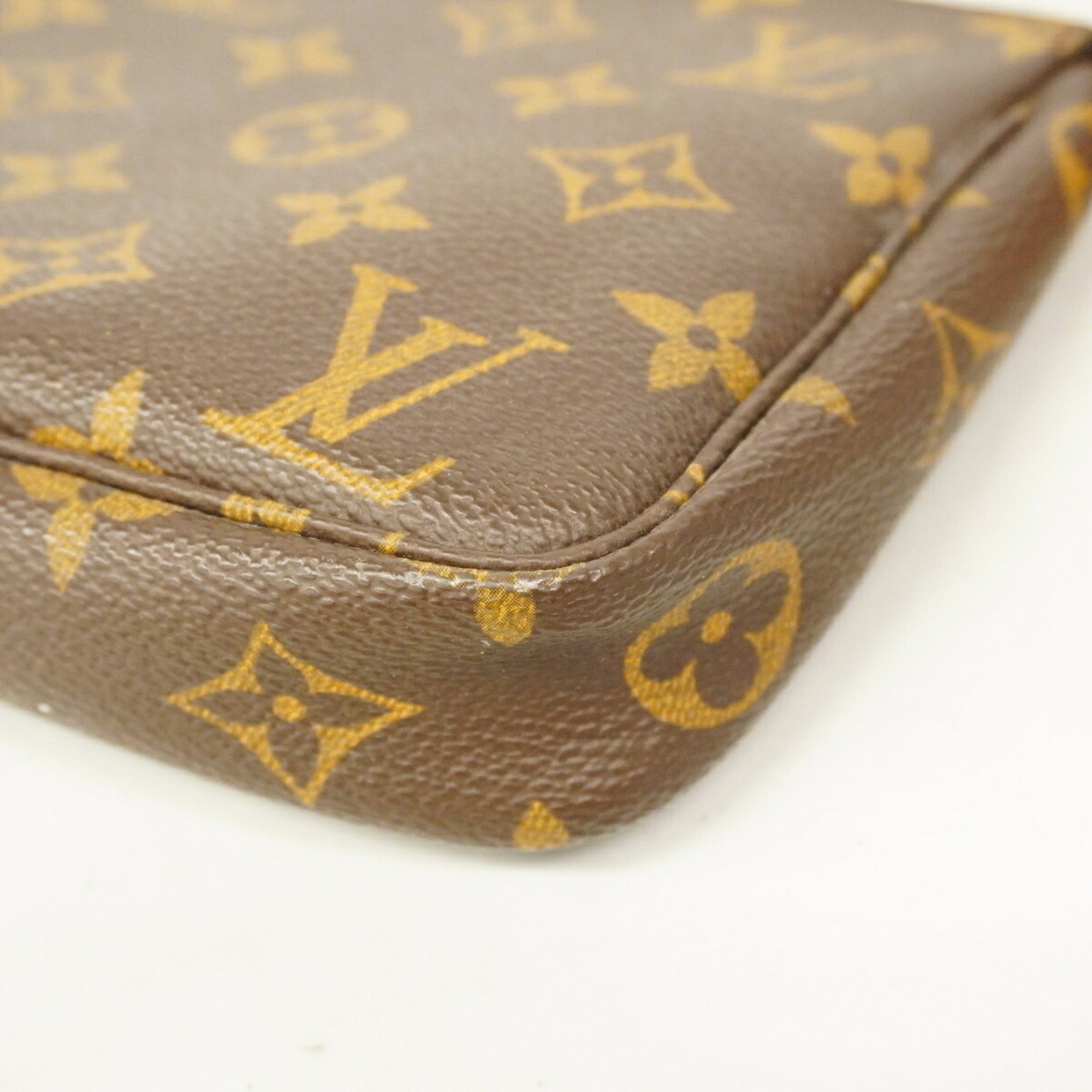 Louis Vuitton Brown Pouch (Pre-Owned)