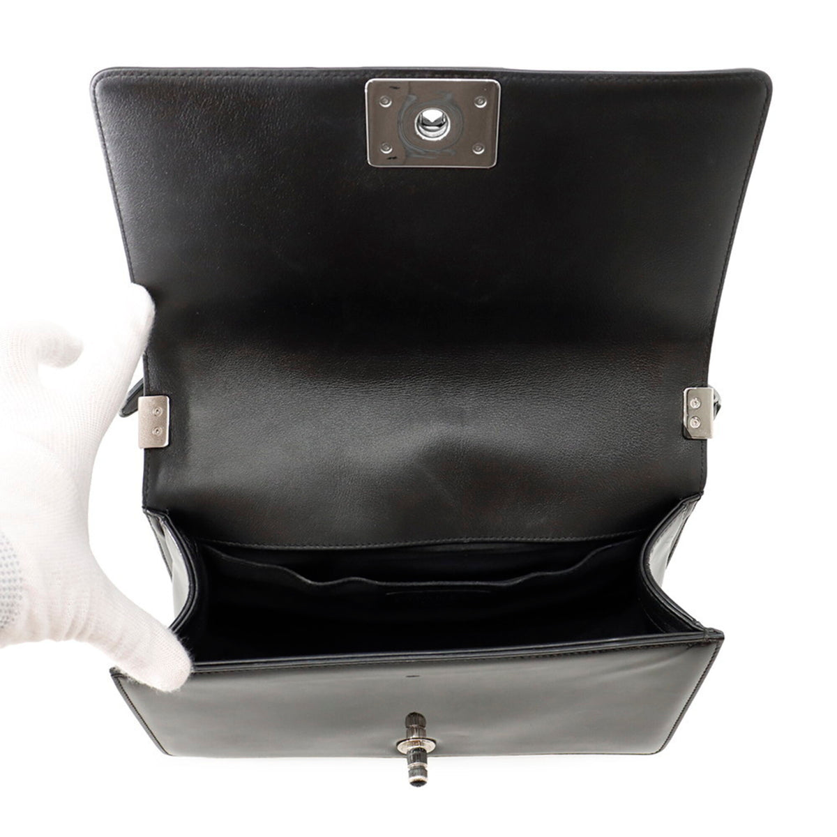 Chanel Matelasse Black Patent Leather Handbag Shoulder Bag (Pre-Owned)