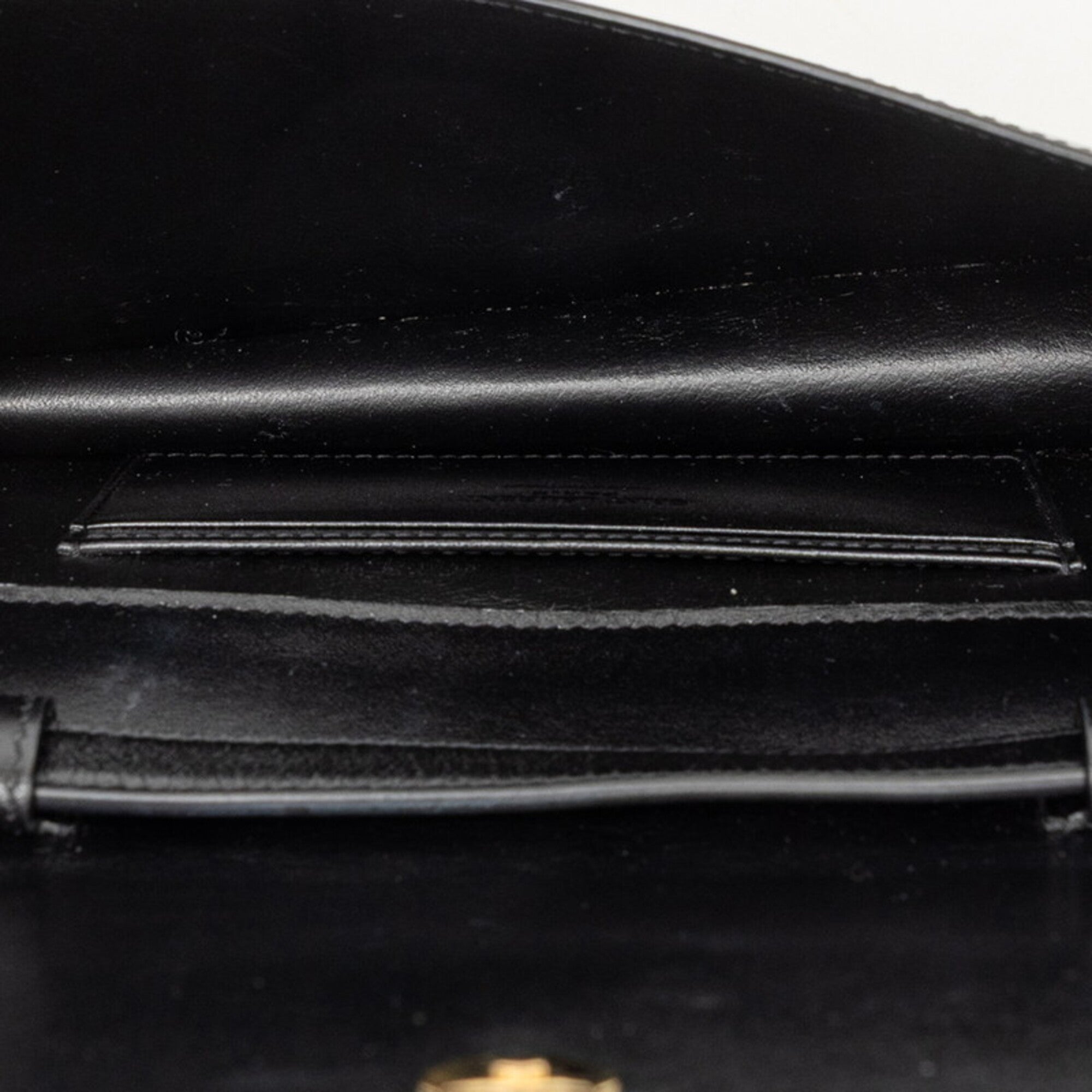 Saint Laurent Black Leather Shoulder Bag (Pre-Owned)