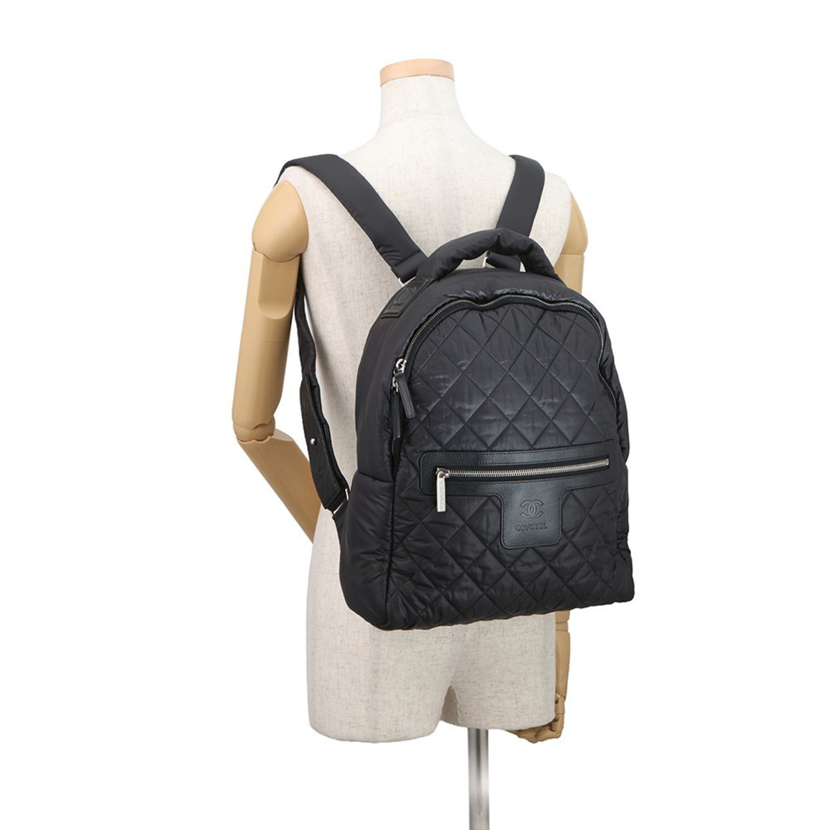 Chanel Black Bordeaux Nylon Leather Handbag (Pre-Owned)