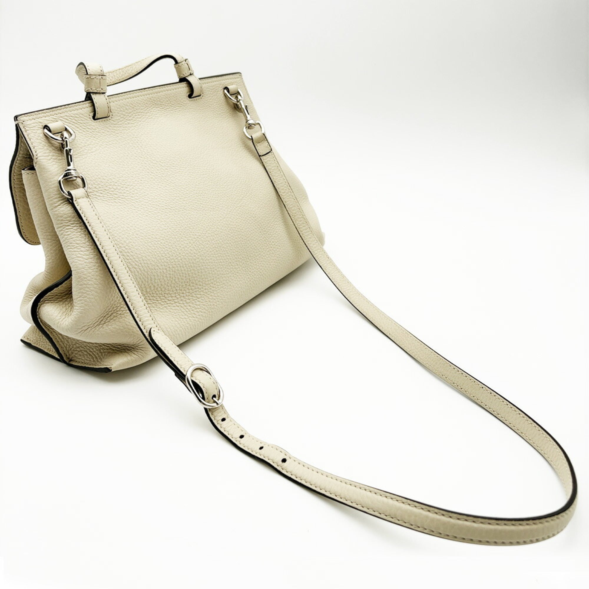 Gucci Bamboo Ivory Multi-Color Leather Shoulder Bag (Pre-Owned)