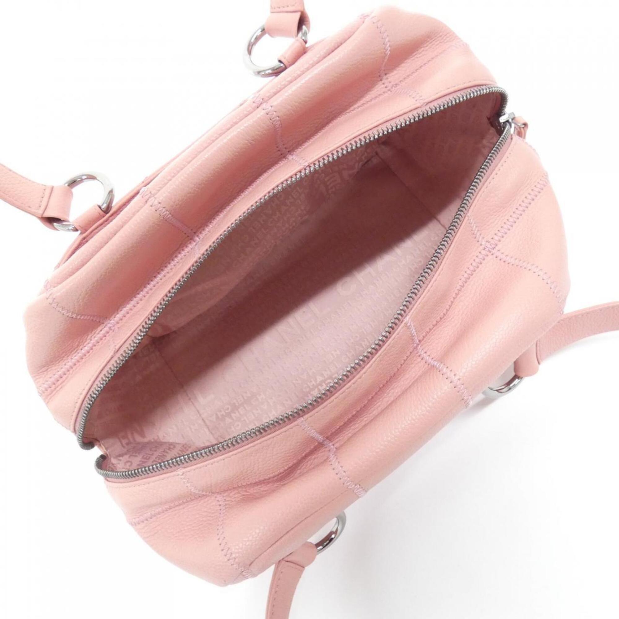 Chanel Pink Grained Calfskin Shoulder Bag (Pre-Owned)