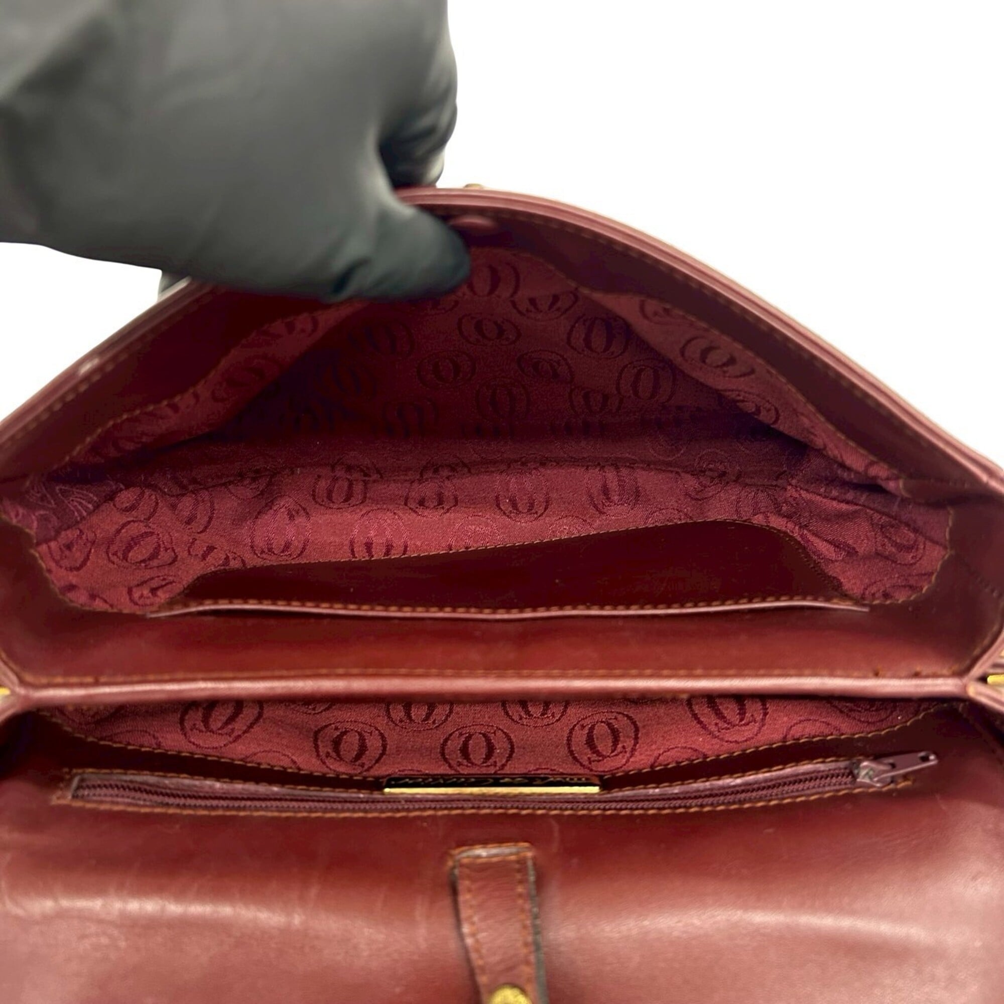 Cartier Wine Red Leather Pochette Shoulder Bag (Pre-Owned)