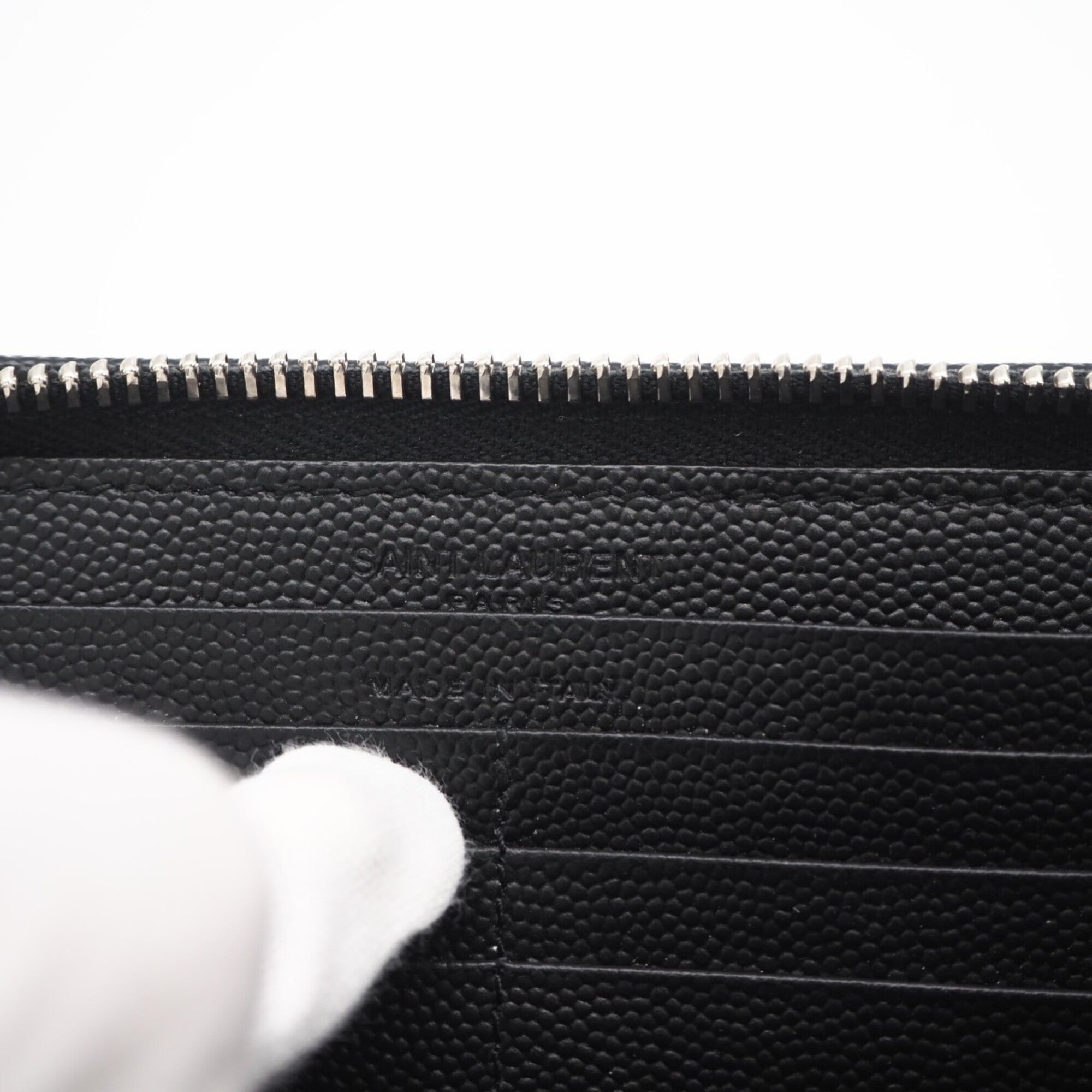 Yves Saint Laurent Black Leather Long Wallet (Bi-Fold) (Pre-Owned)