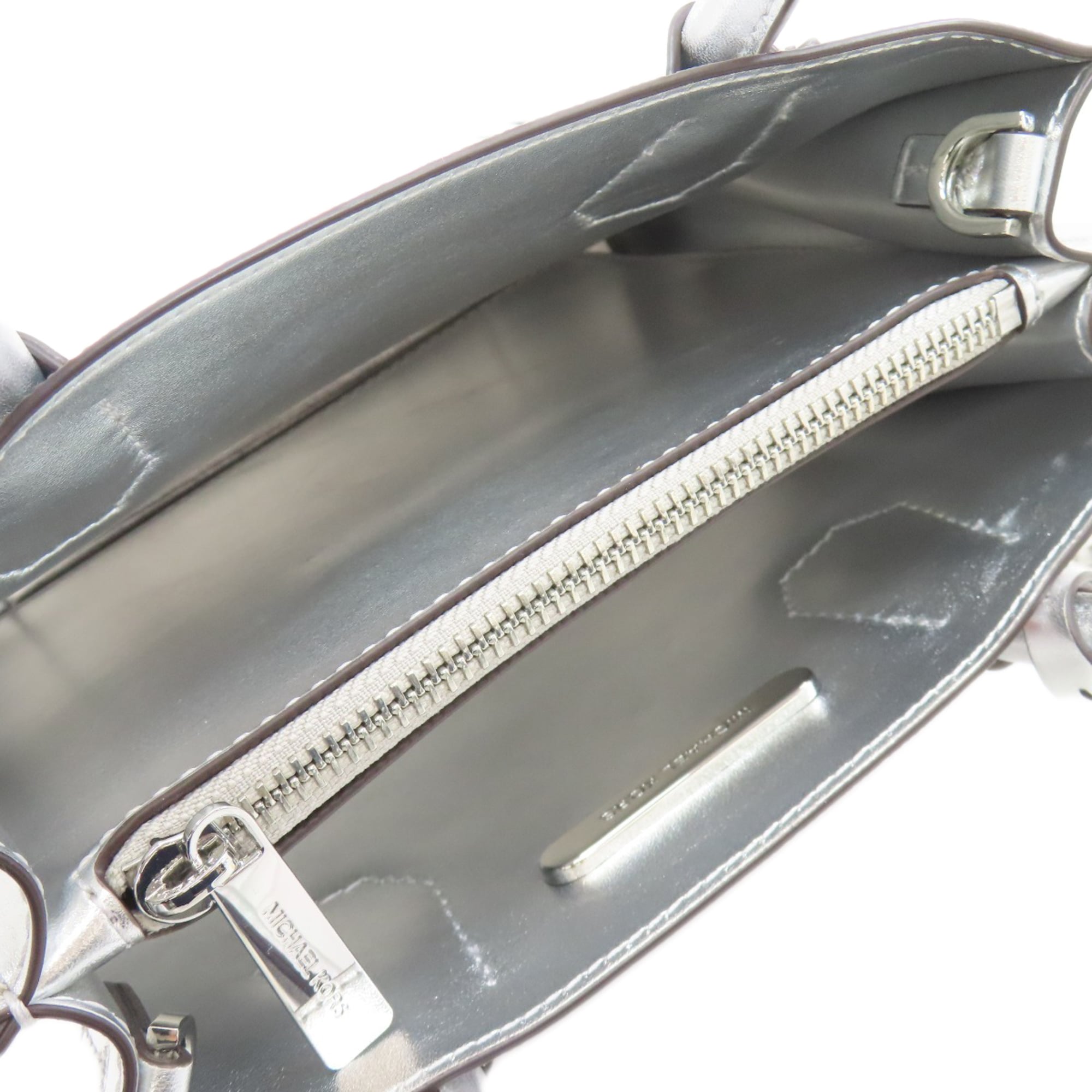 Michael Kors Silver White Pvc Handbag (Pre-Owned)