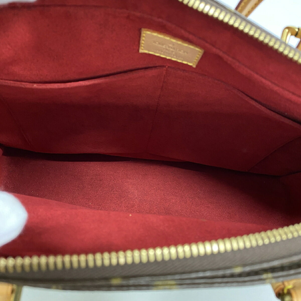 Louis Vuitton Brown Shoulder Bag (Pre-Owned)