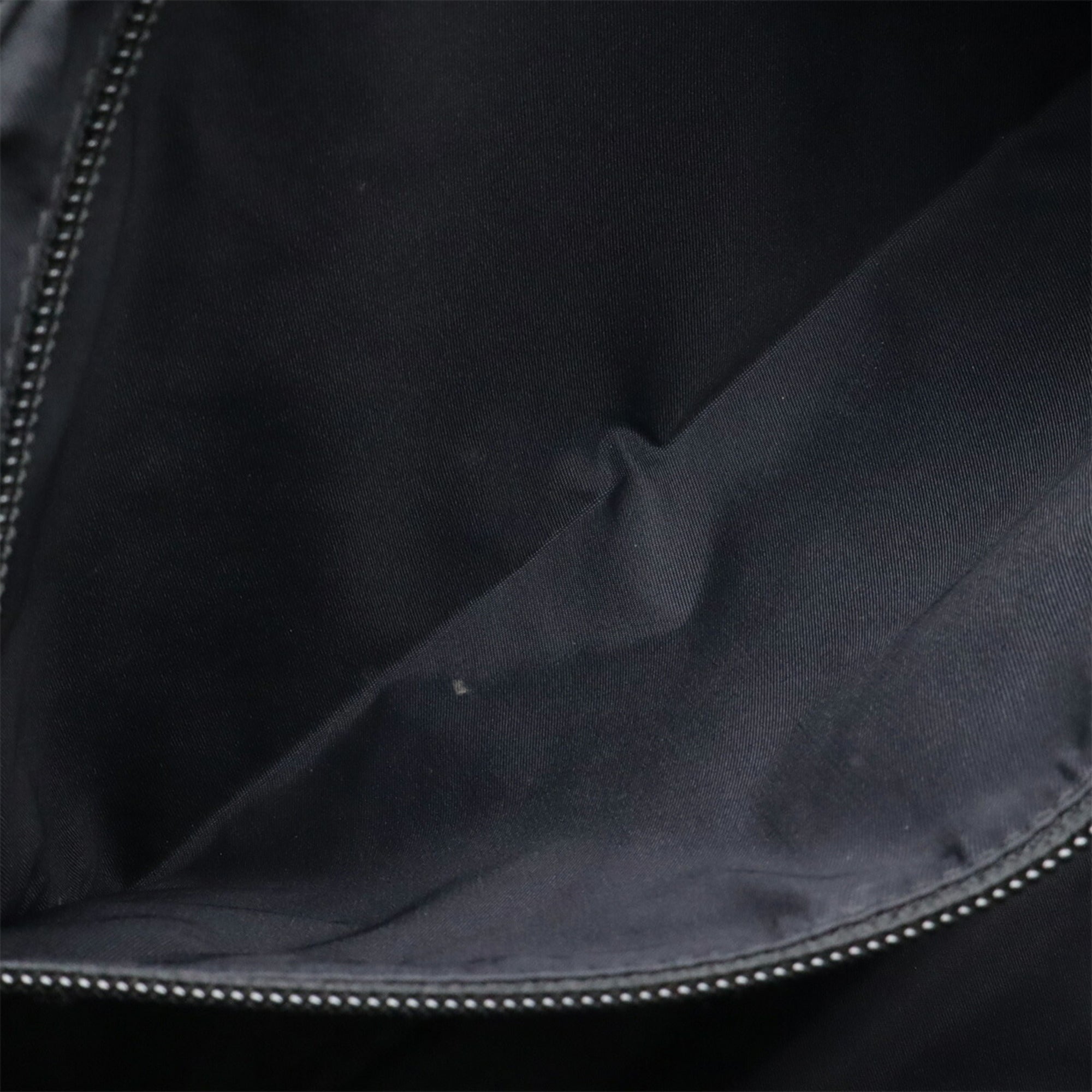 Chanel Black Rubber Messenger Bag Shoulder Bag (Pre-Owned)