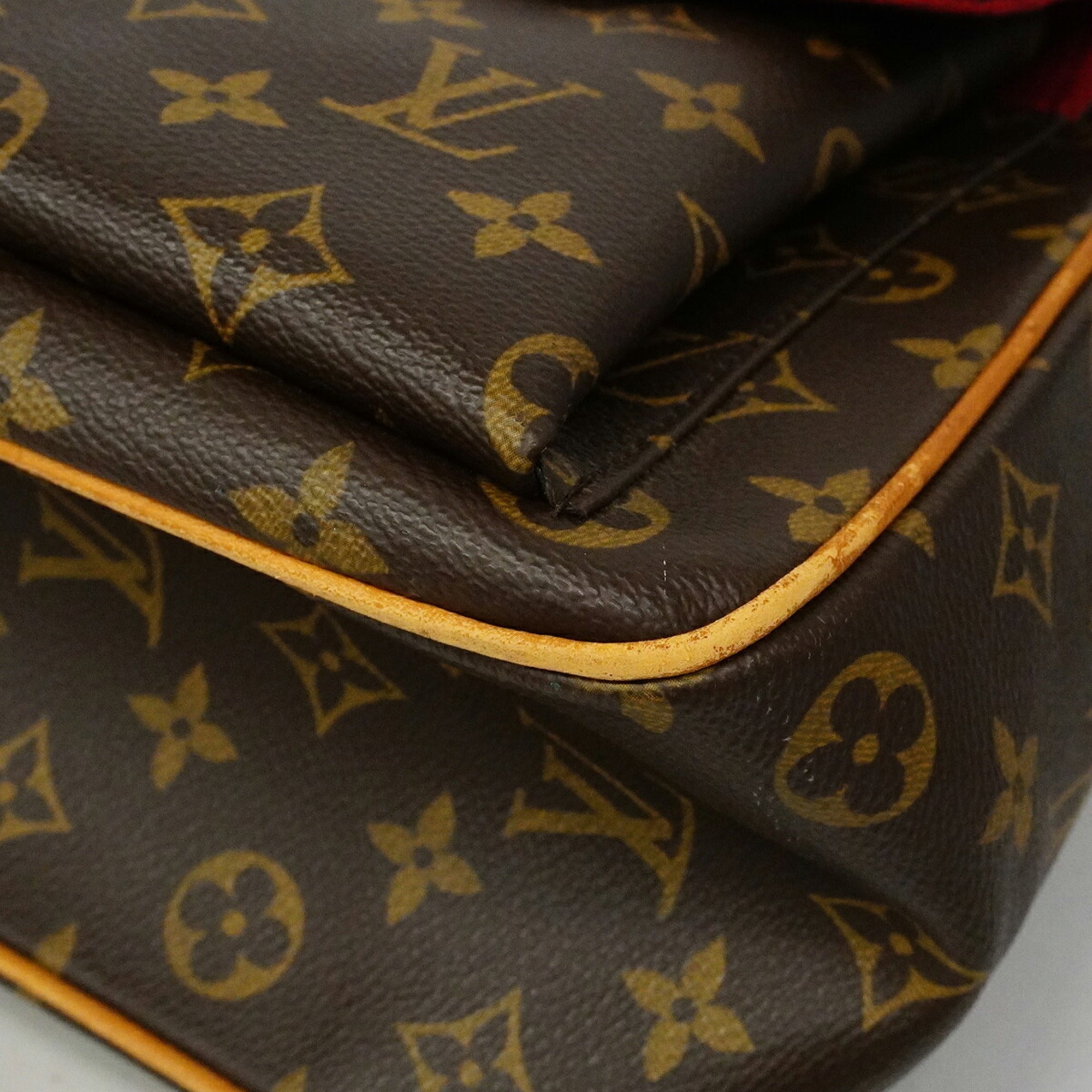 Louis Vuitton Brown Tote Bag (Pre-Owned)
