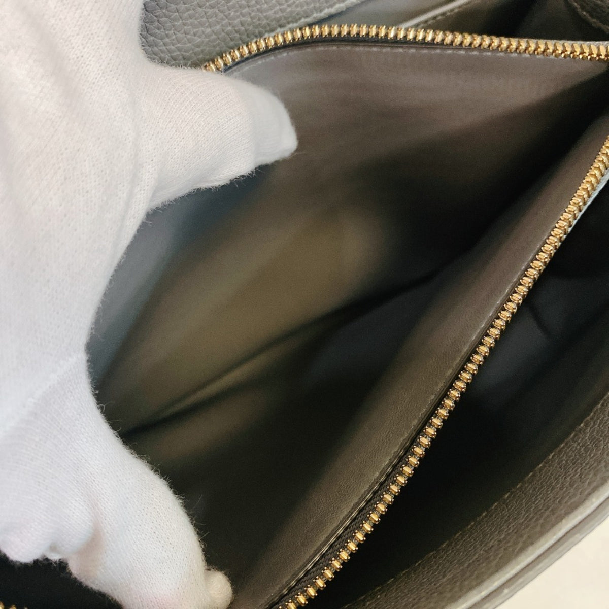 Celine Gray Leather Handbag (Pre-Owned)