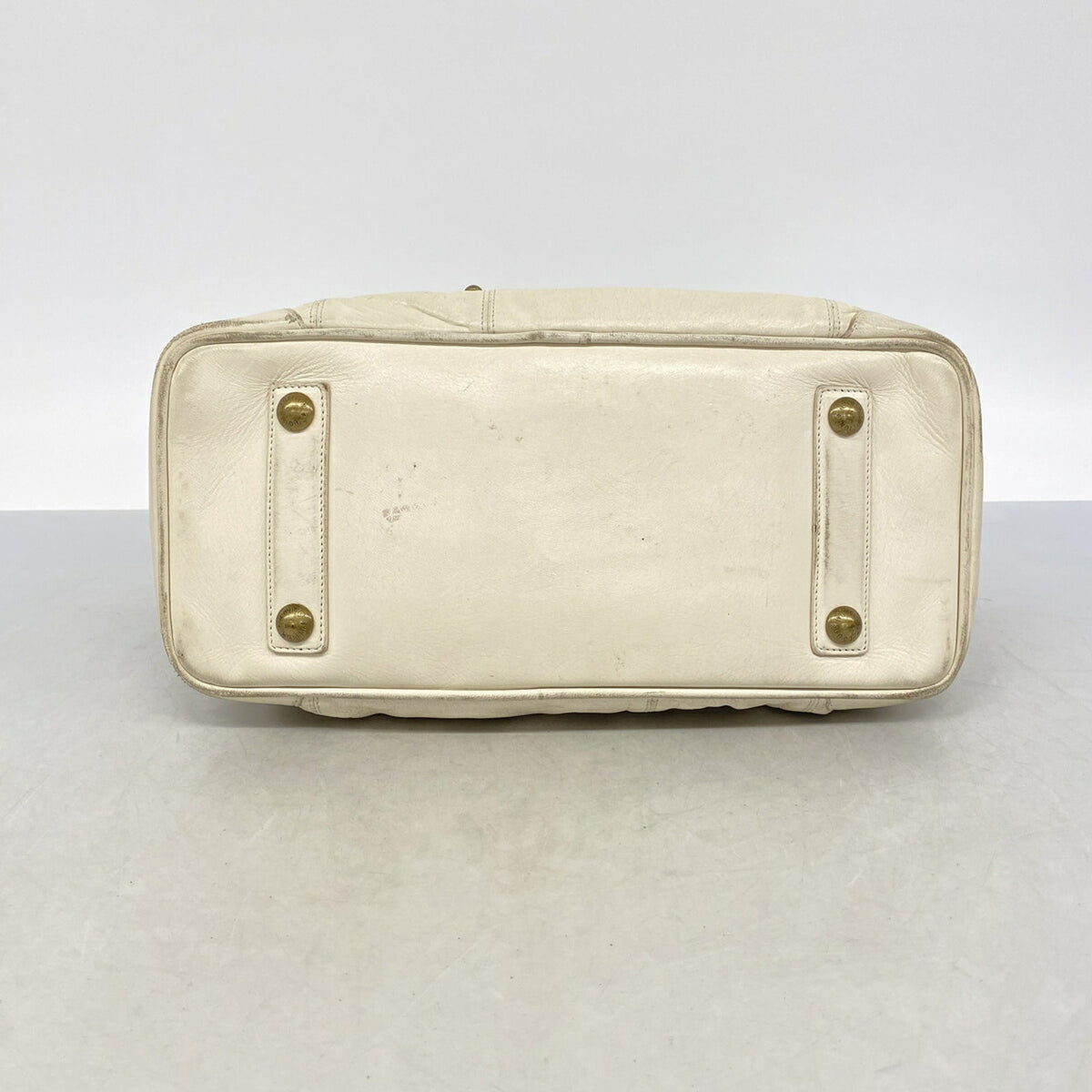 Louis Vuitton Ecru Handbag (Pre-Owned)