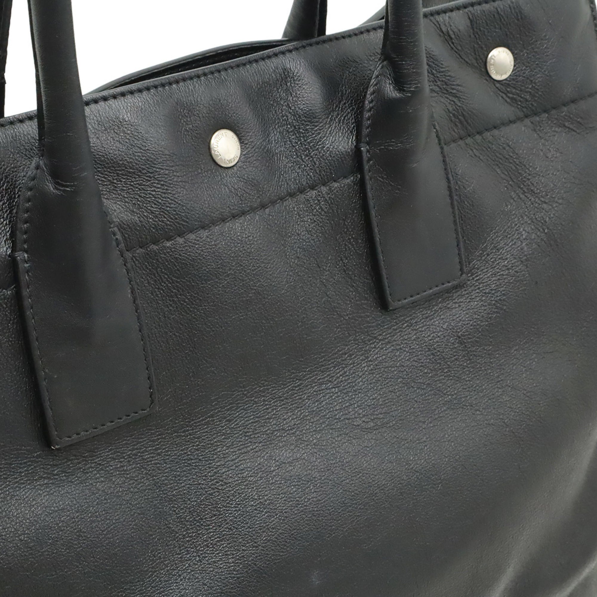 Yves Saint Laurent Black Leather Shoulder Bag Tote Bag (Pre-Owned)