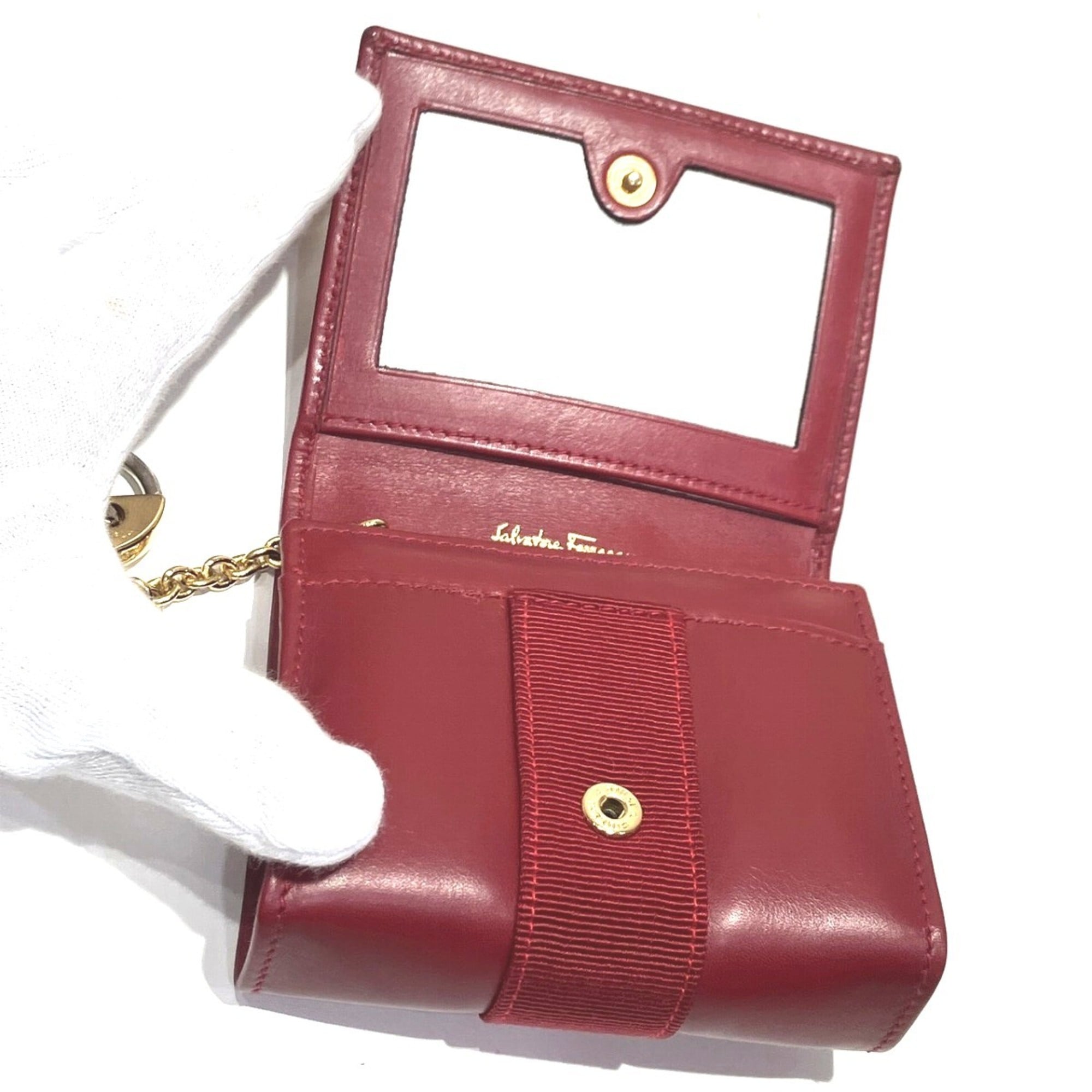 Salvatore Ferragamo Red Color Leather Coin Purse/Coin Case (Pre-Owned)