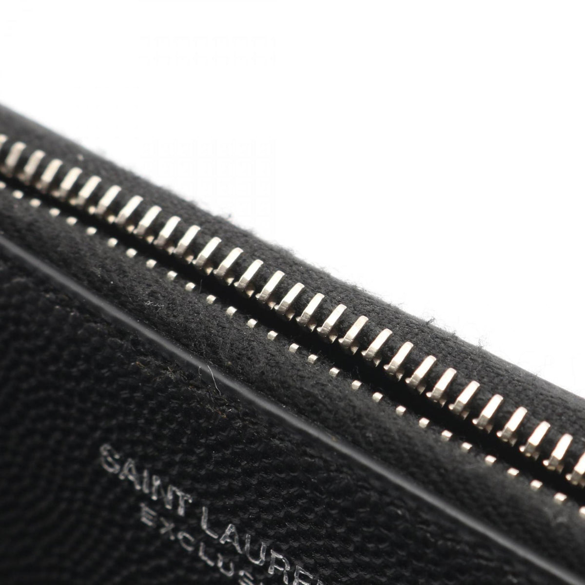 Yves Saint Laurent Black Leather Pouch (Pre-Owned)