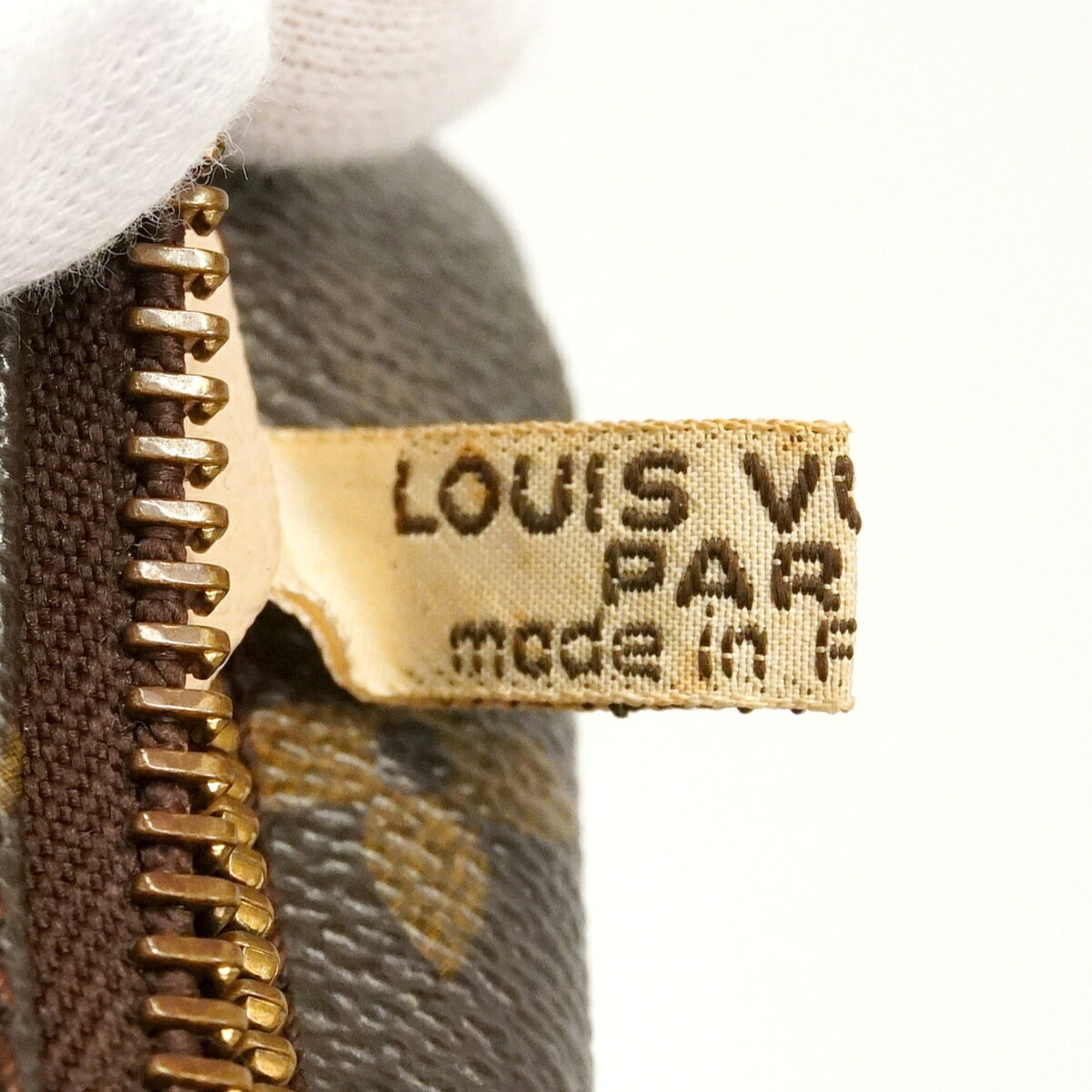 Louis Vuitton Brown Pouch (Pre-Owned)