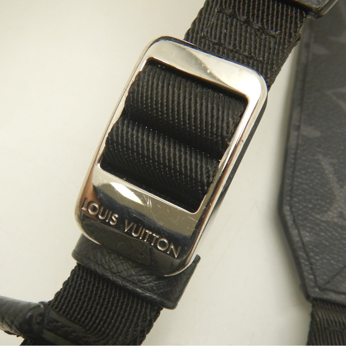 Louis Vuitton Noir Taigarama Shoulder Bag (Pre-Owned)