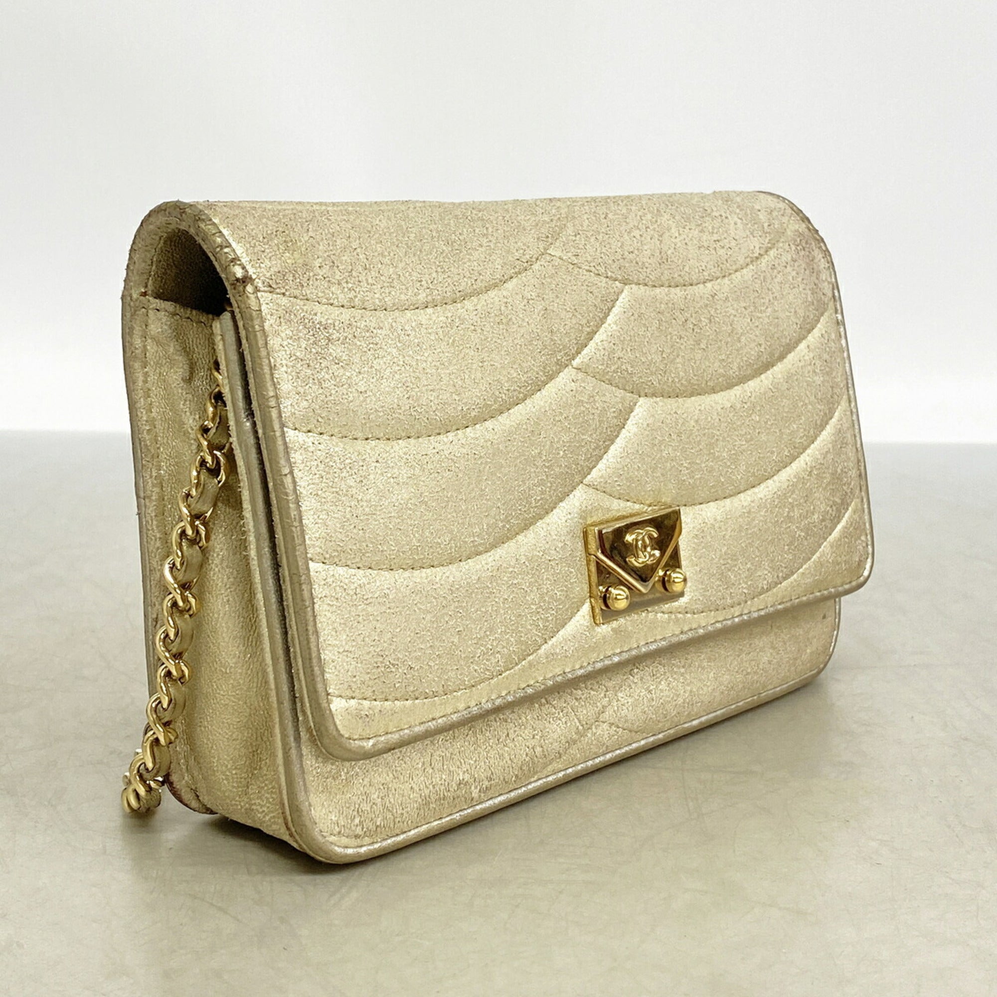 Chanel Gold Leather Chain/Shoulder Wallet (Pre-Owned)