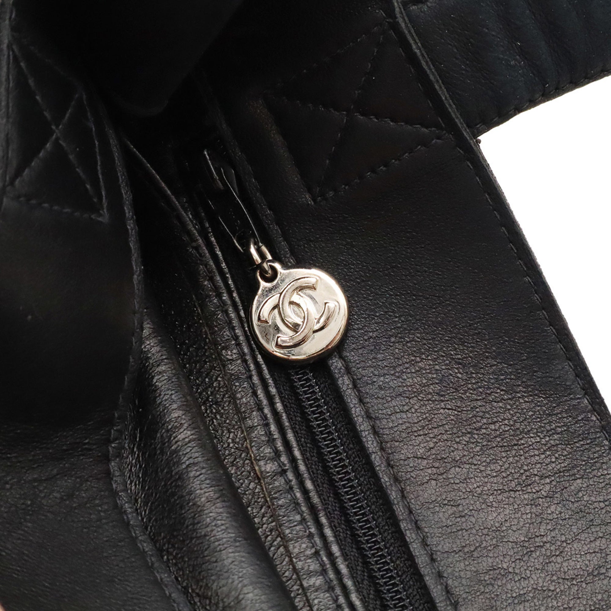 Chanel Black Leather Handbag Tote Bag (Pre-Owned)