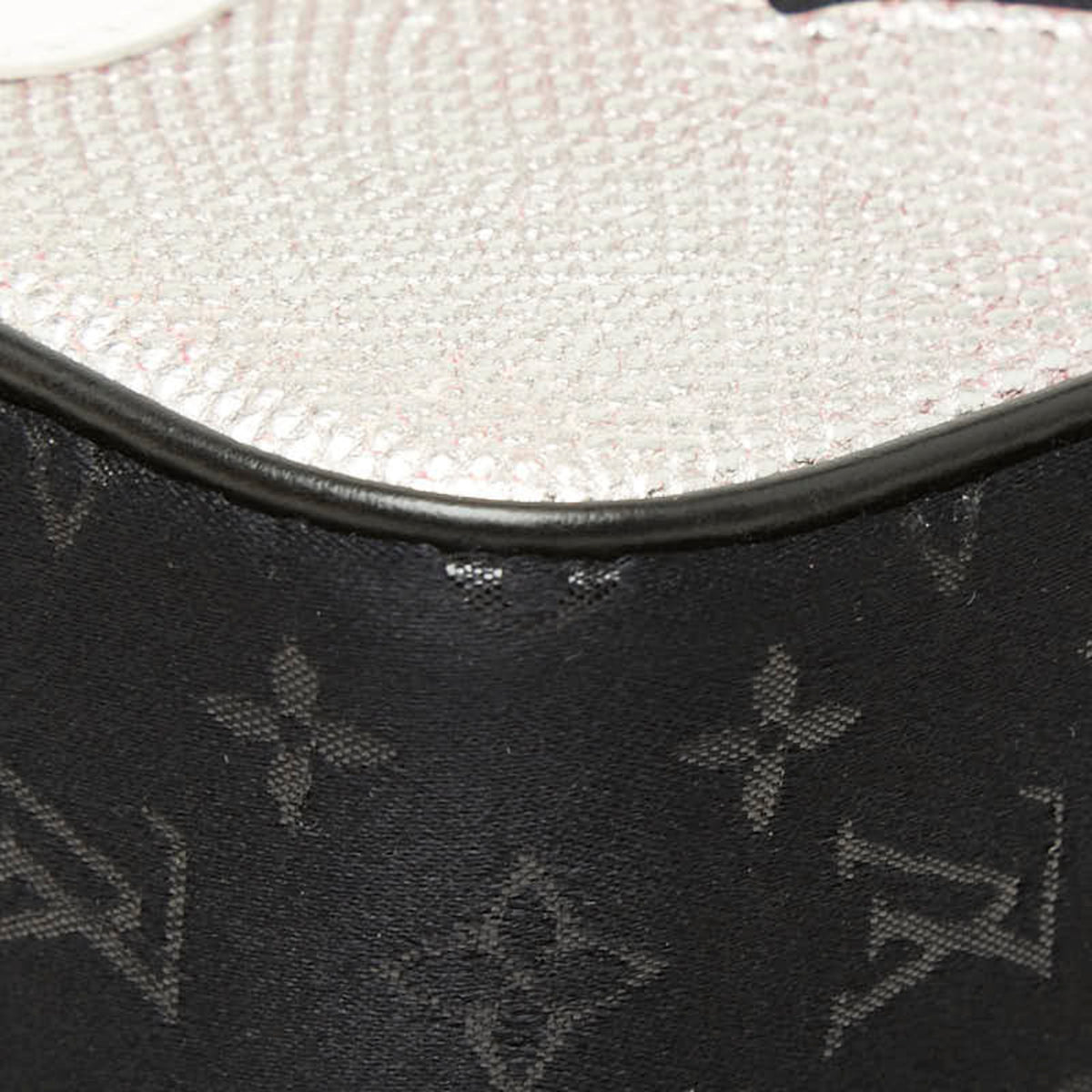 Louis Vuitton Black Satin Leather Handbag Pochette Shoulder Bag (Pre-Owned)