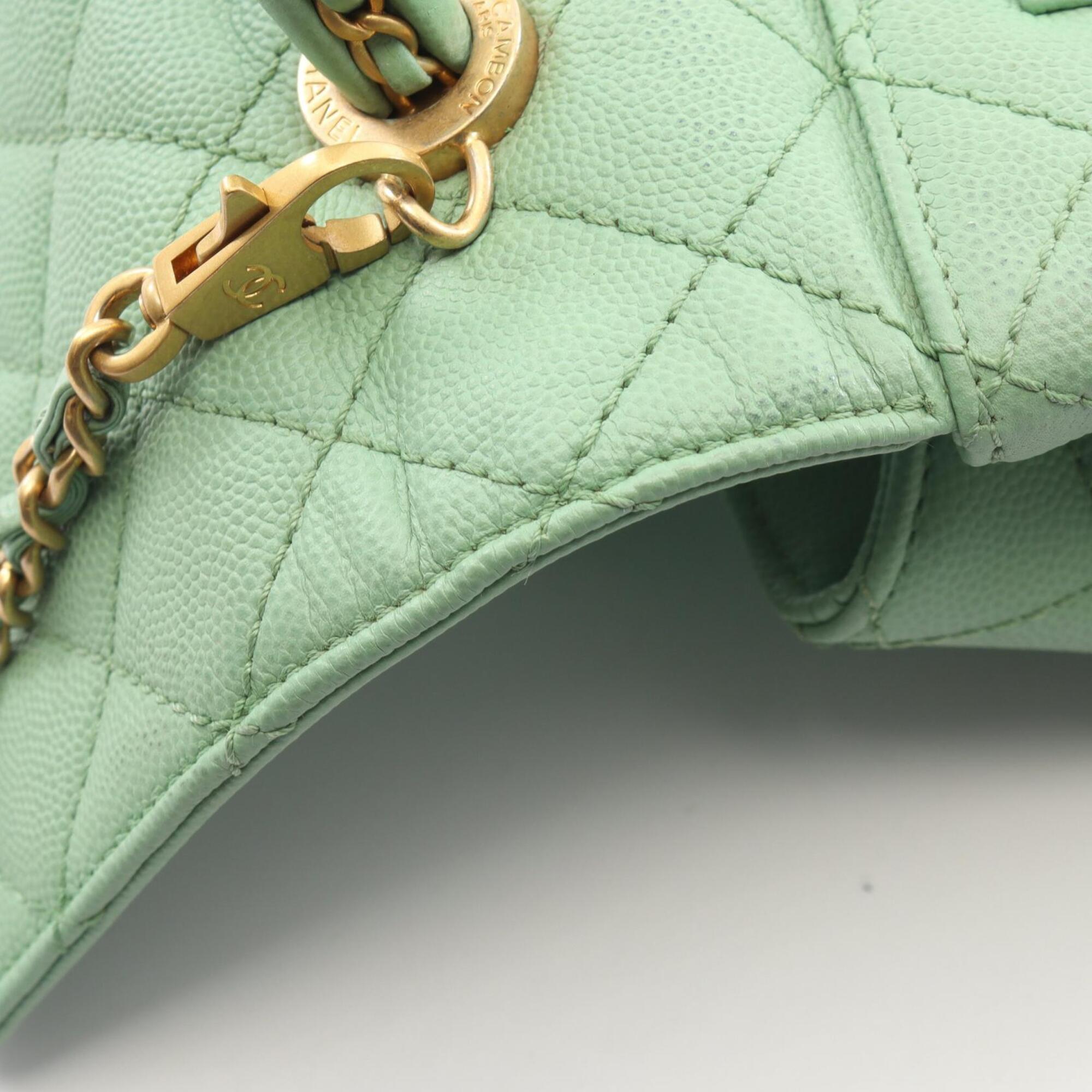 Chanel Green Grained Calfskin Handbag (Pre-Owned)