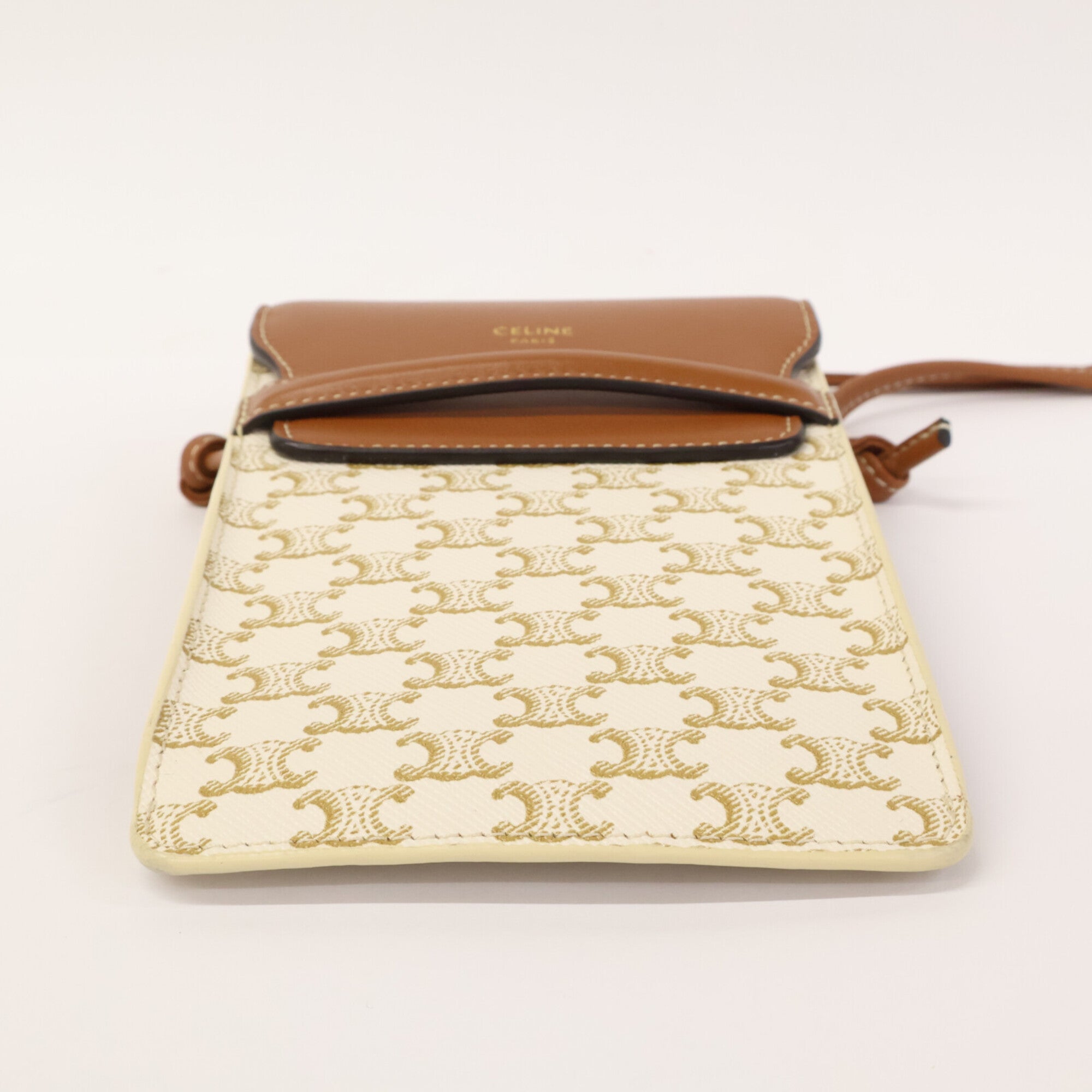 Celine Brown White Leather Pouch Shoulder Bag (Pre-Owned)