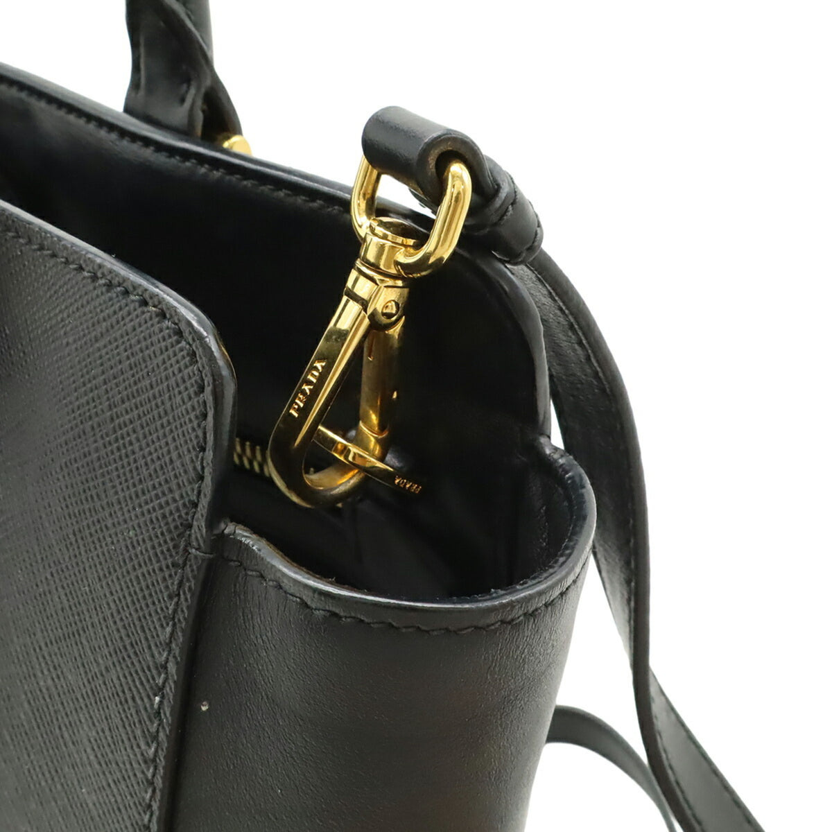 Prada Saffiano Black Nero Leather Handbag Shoulder Bag (Pre-Owned)