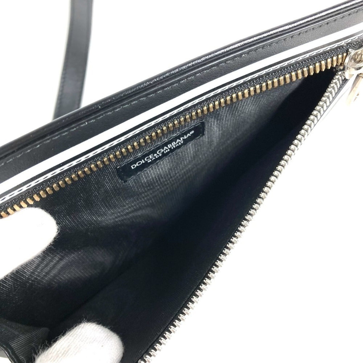 Dolce & Gabbana Black Leather Handbag Pouch (Pre-Owned)