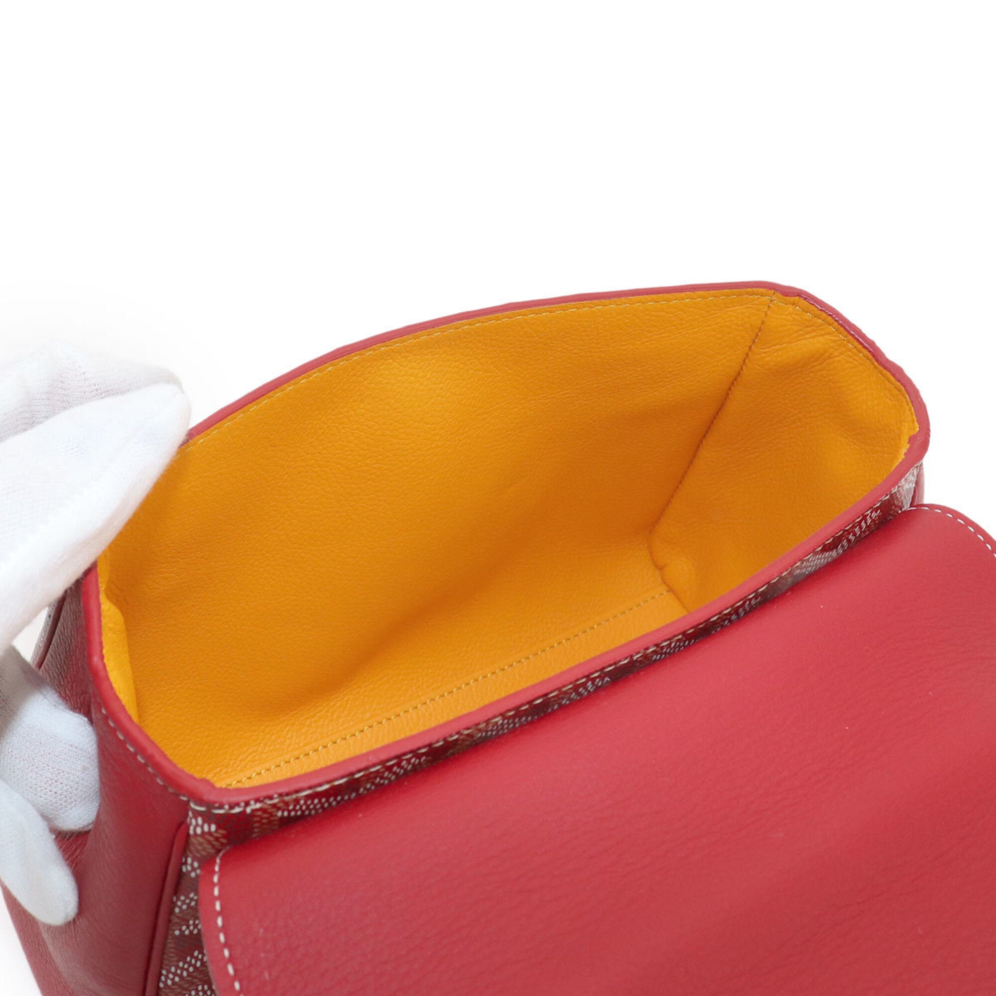 Goyard Red Color Pvc Wood Handbag (Pre-Owned)