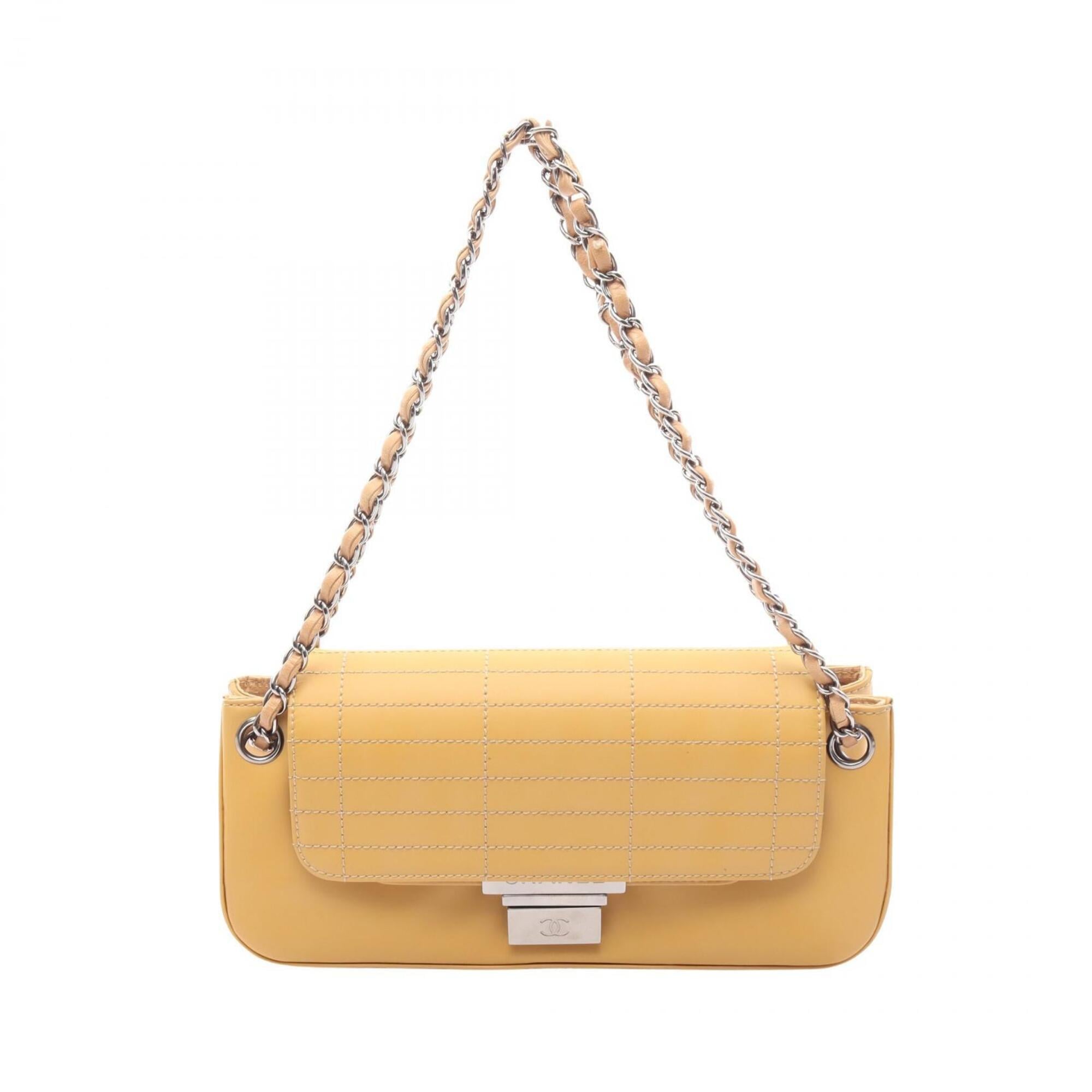Chanel Yellow Leather Handbag Shoulder Bag (Pre-Owned)